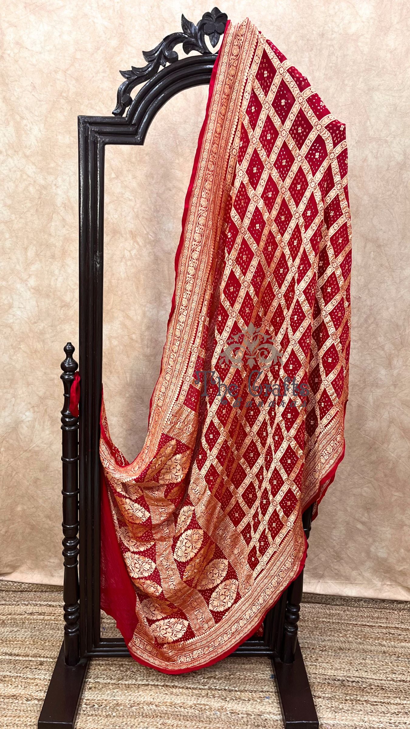 Pure Georgette Banarasi Handloom Bandhej Saree