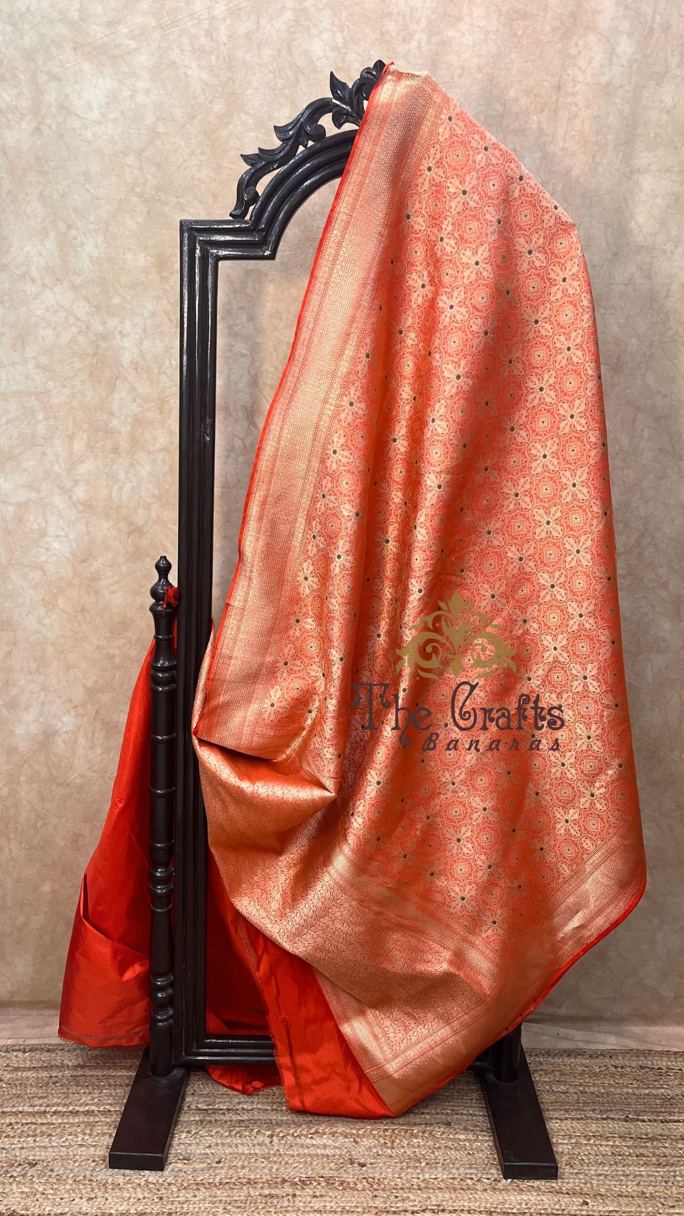 Pure Katan Silk Handloom Banarasi Saree - Tanchui Brocade Meena