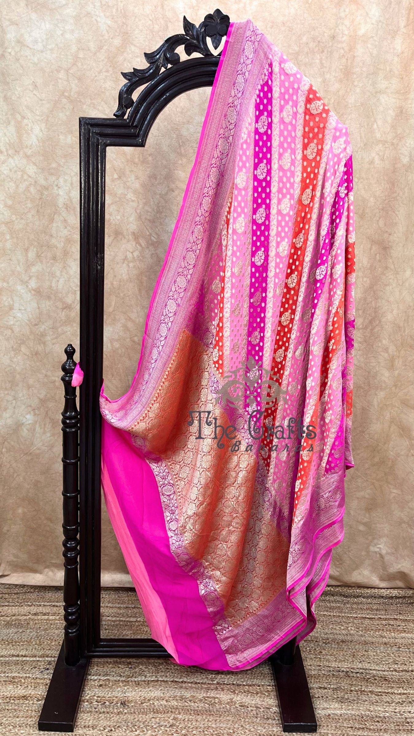 Khaddi Georgette Handloom Banarasi Saree - Water Zari