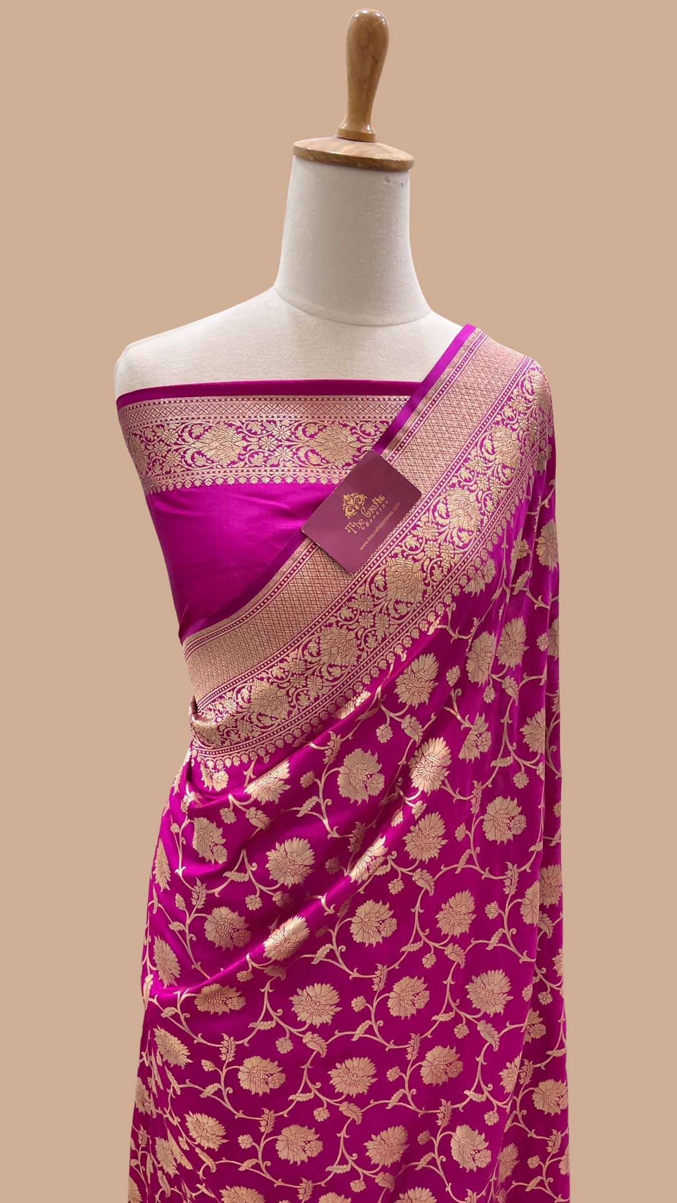 Pure Katan Silk Handloom Banarasi Saree - Jaal work