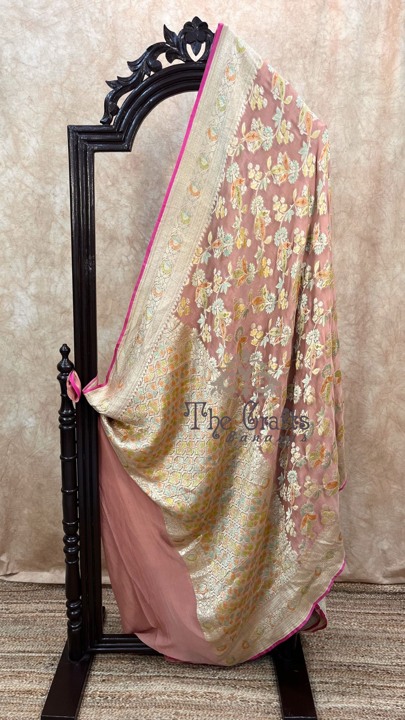 Khaddi Georgette Handloom Banarasi Saree - Water Zari