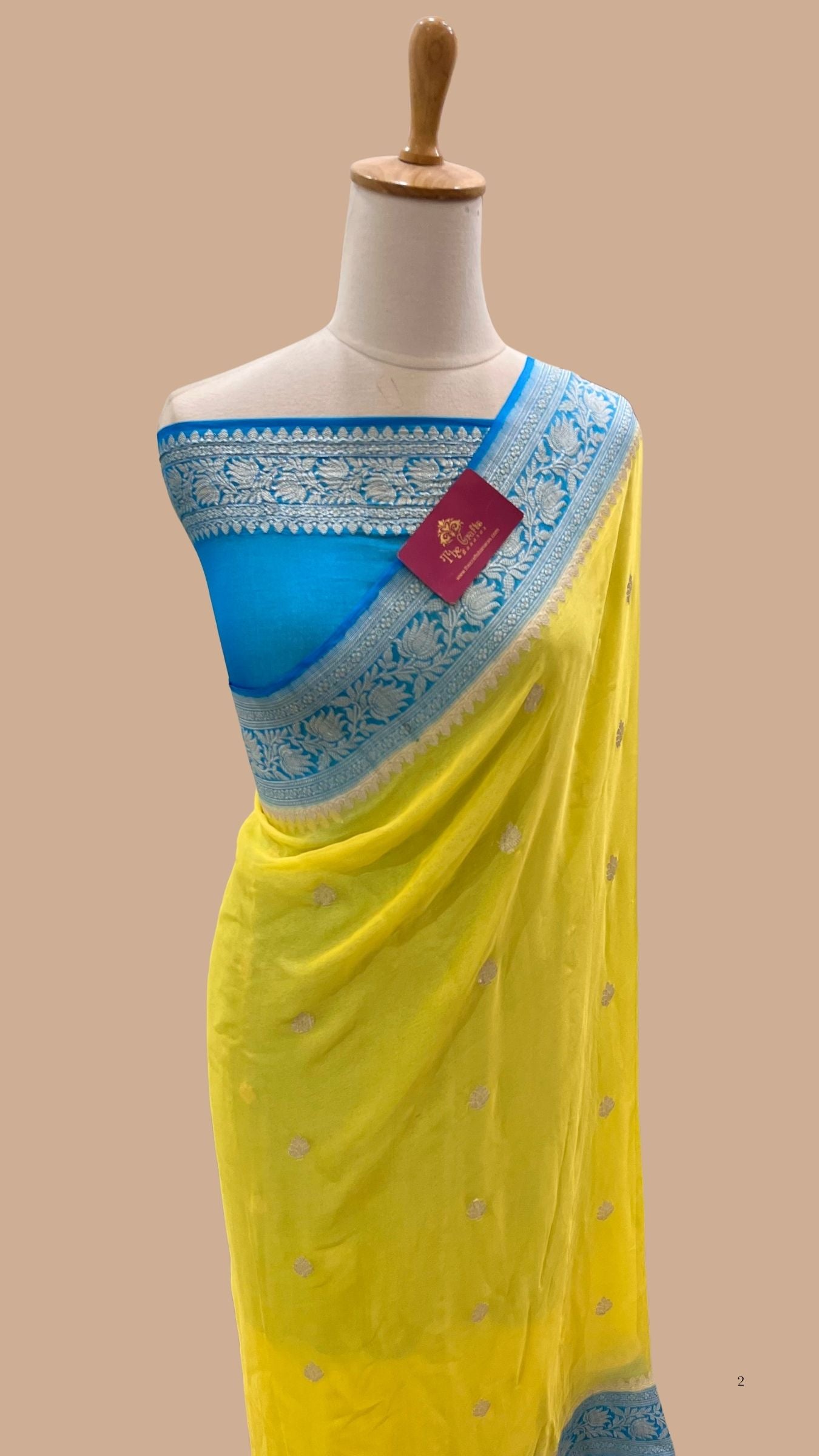 Pure Georgette Banarasi Handloom Saree - Silver Zari