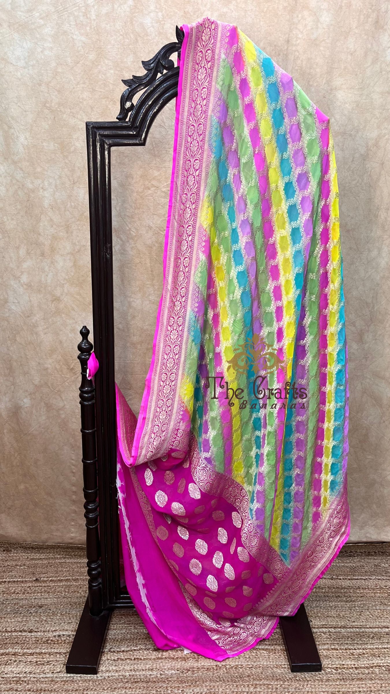 Khaddi Georgette Handloom Banarasi Saree - Water Zari