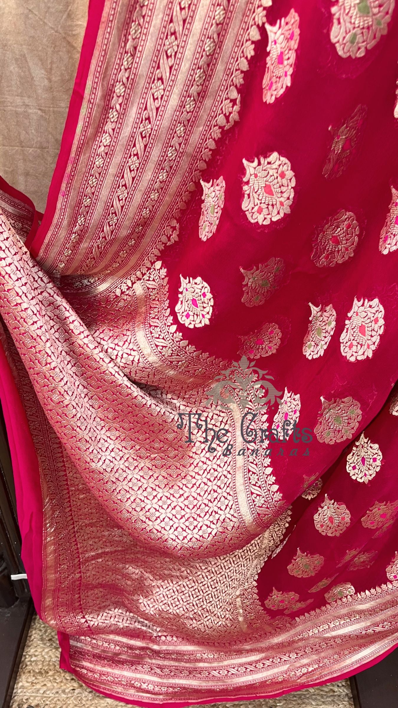 Khaddi Georgette Handloom Banarasi Saree - Jaal with Meenakari