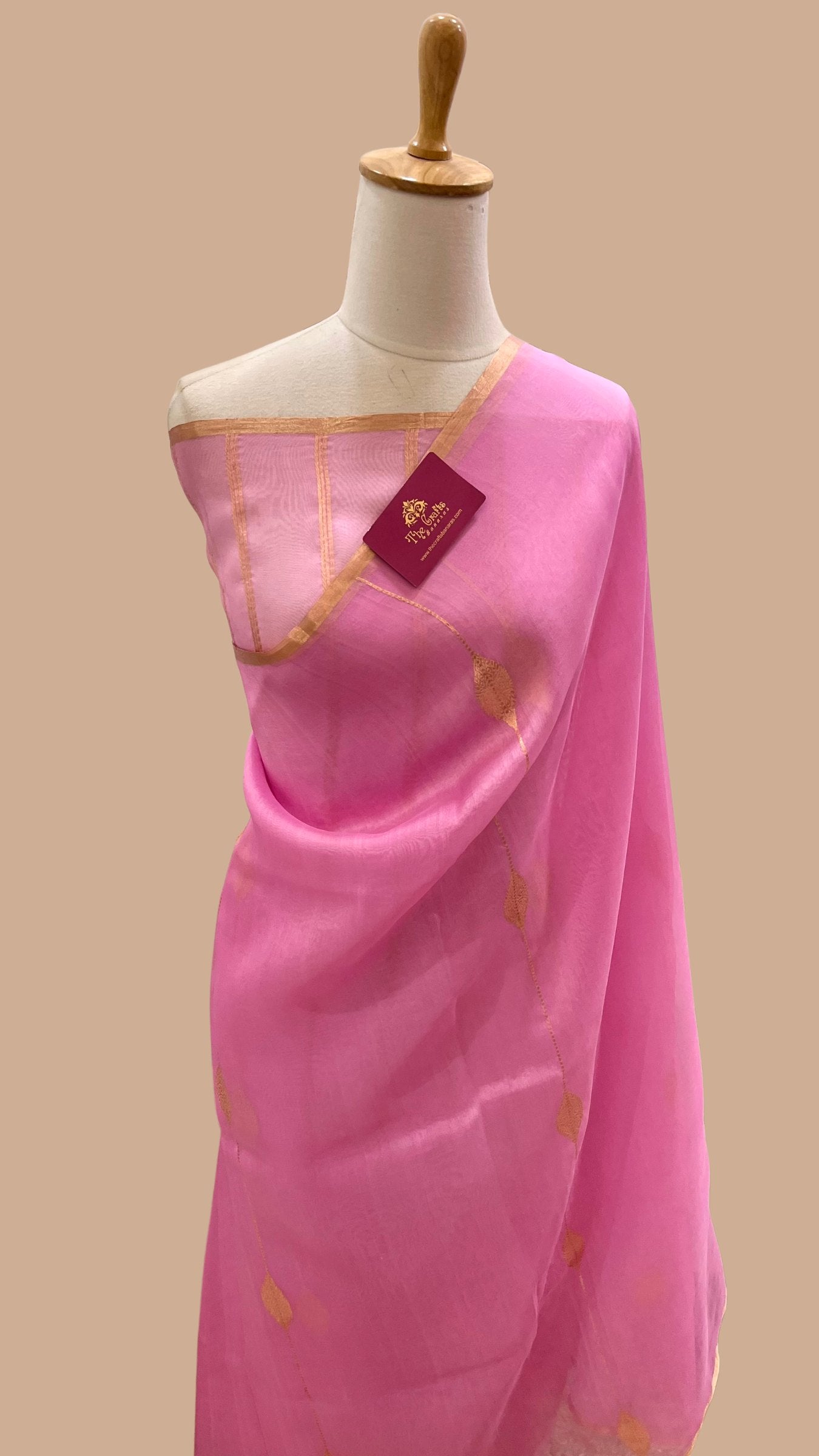 Pure Kora Silk Handloom Banarasi Saree - with kadhua motifs
