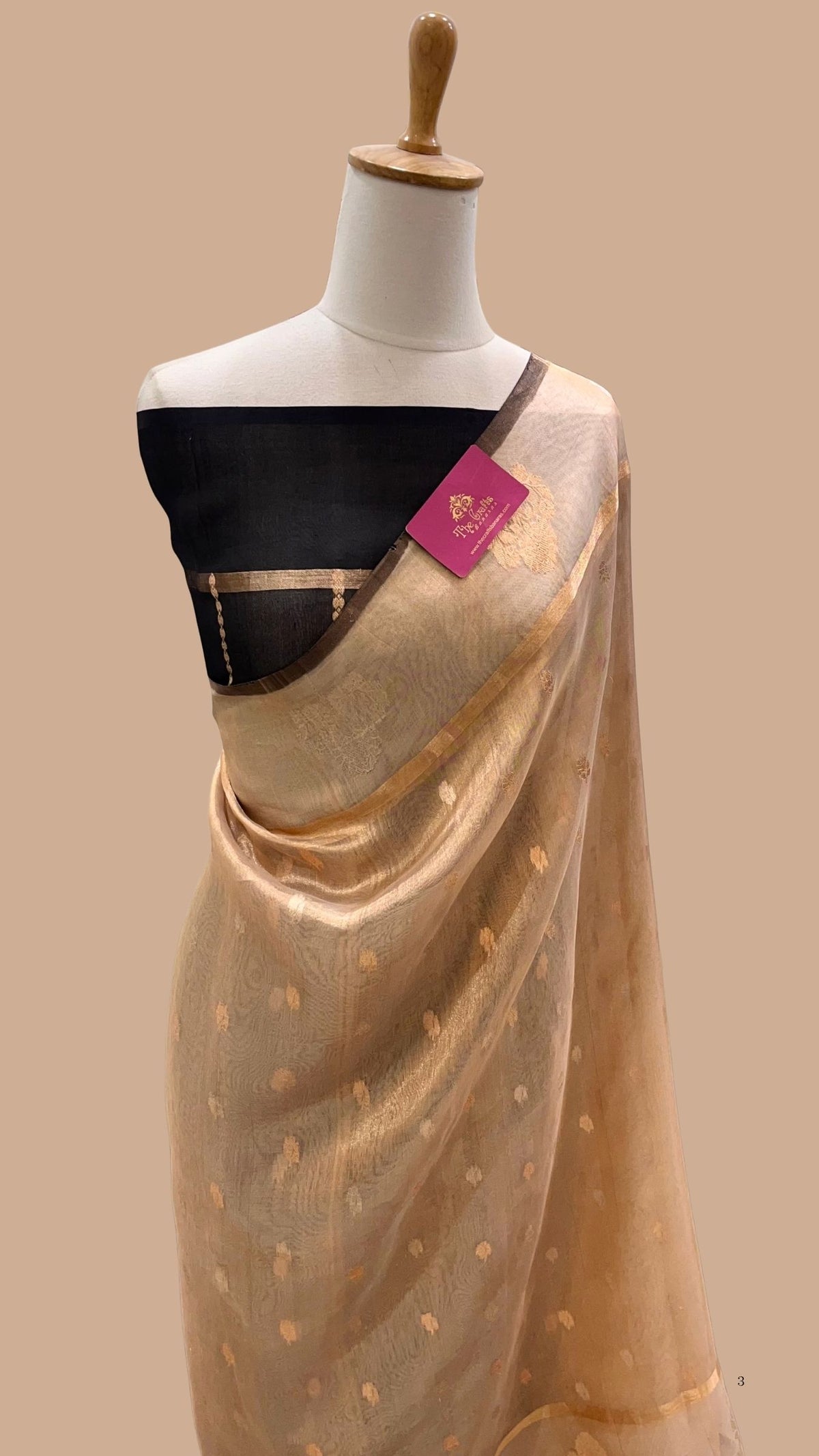 Pure Kora Tissue Silk Handloom Banarasi Saree- Kadhua Motifs