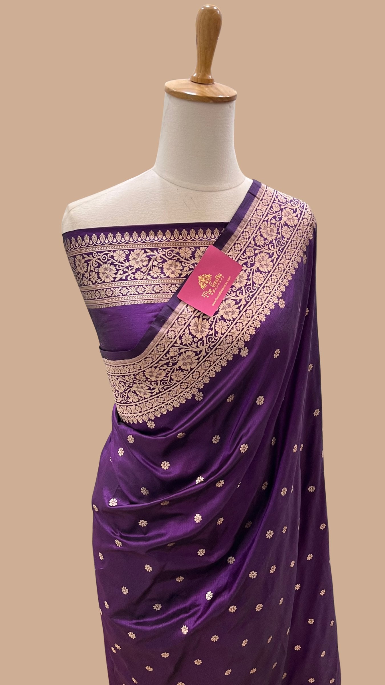 Pure Katan Silk Handloom Banarasi Saree - Motifs work