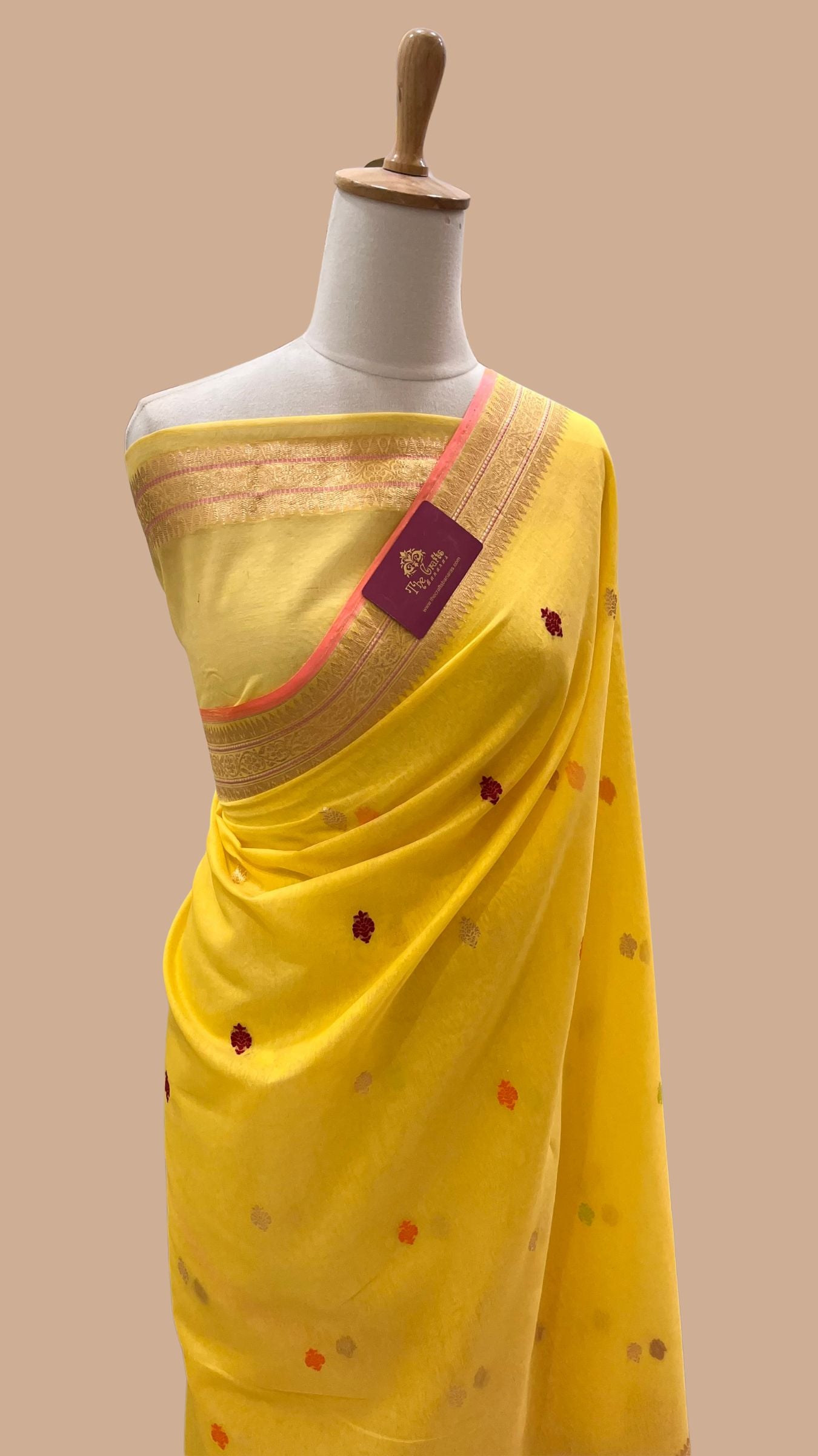 Pure Cotton Silk Handloom Banarasi Saree - with kadhua motifs