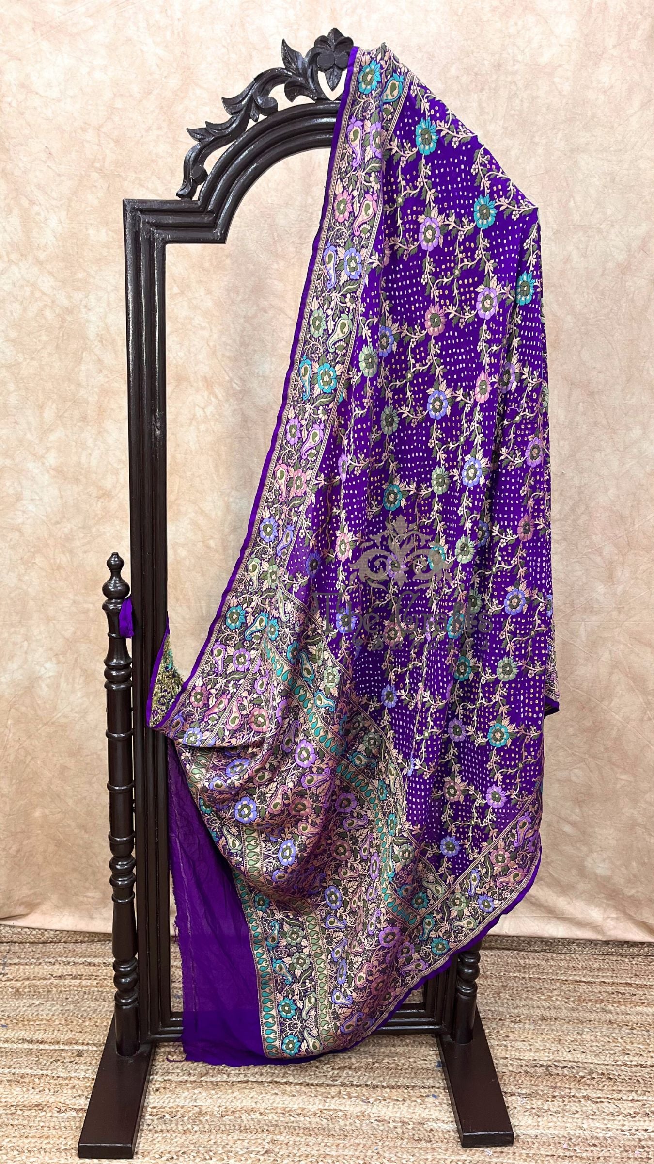 Pure Georgette Banarasi Handloom Bandhej Saree-With Meenakari Work