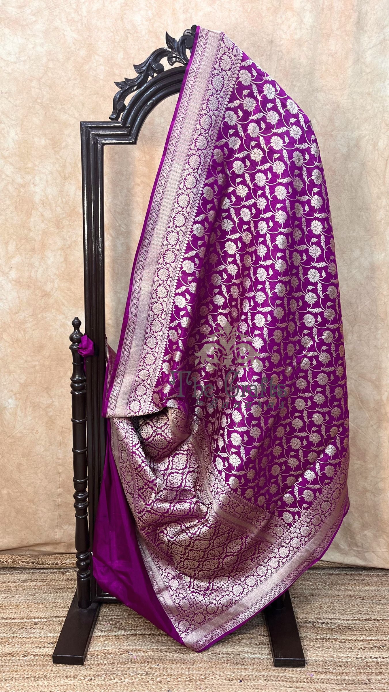 Pure Katan Silk Handloom Banarasi Saree - Jaal work