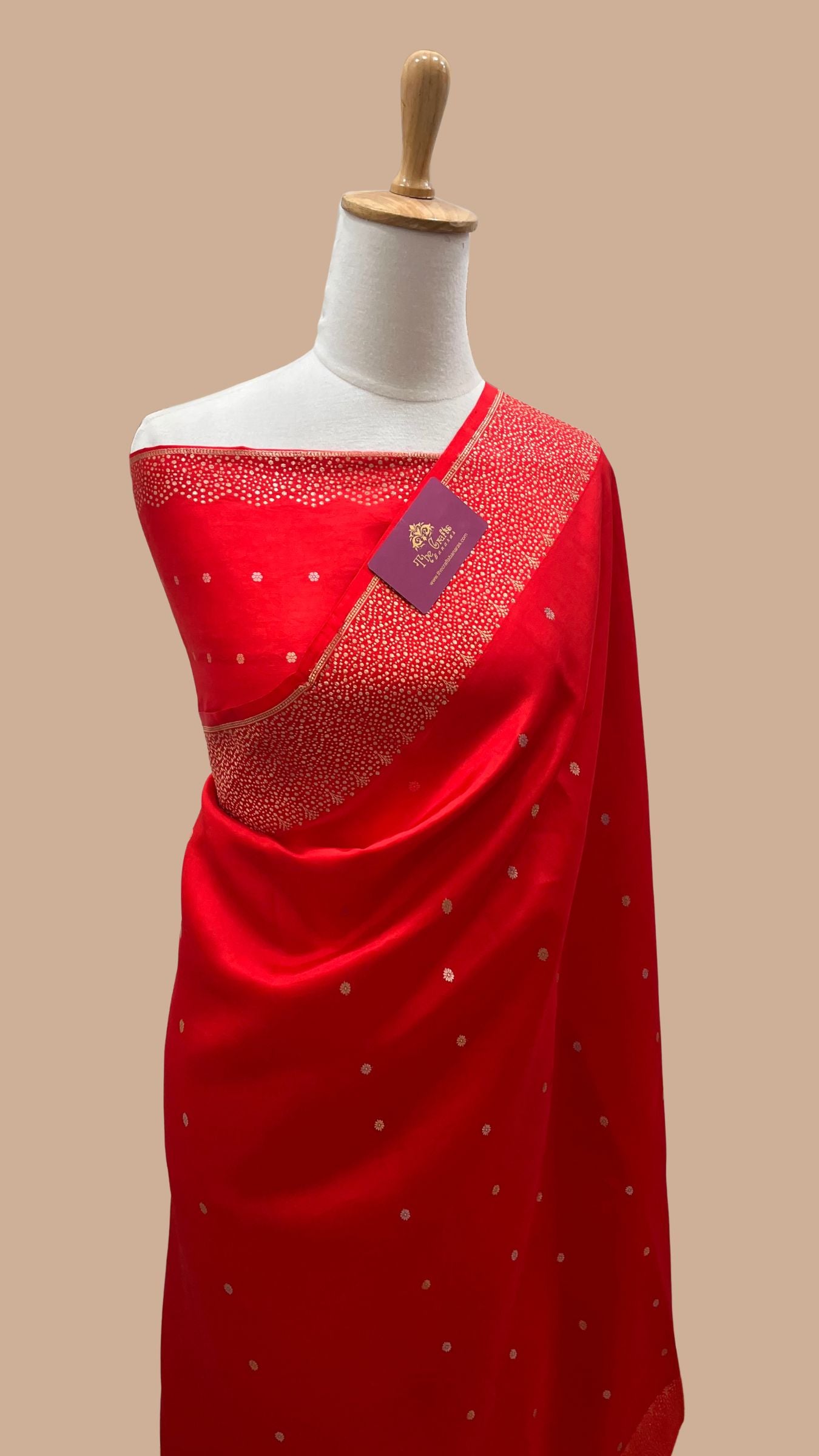 Pure Mango Silk Handloom Banarasi Saree - With Sona Roopa Motifs