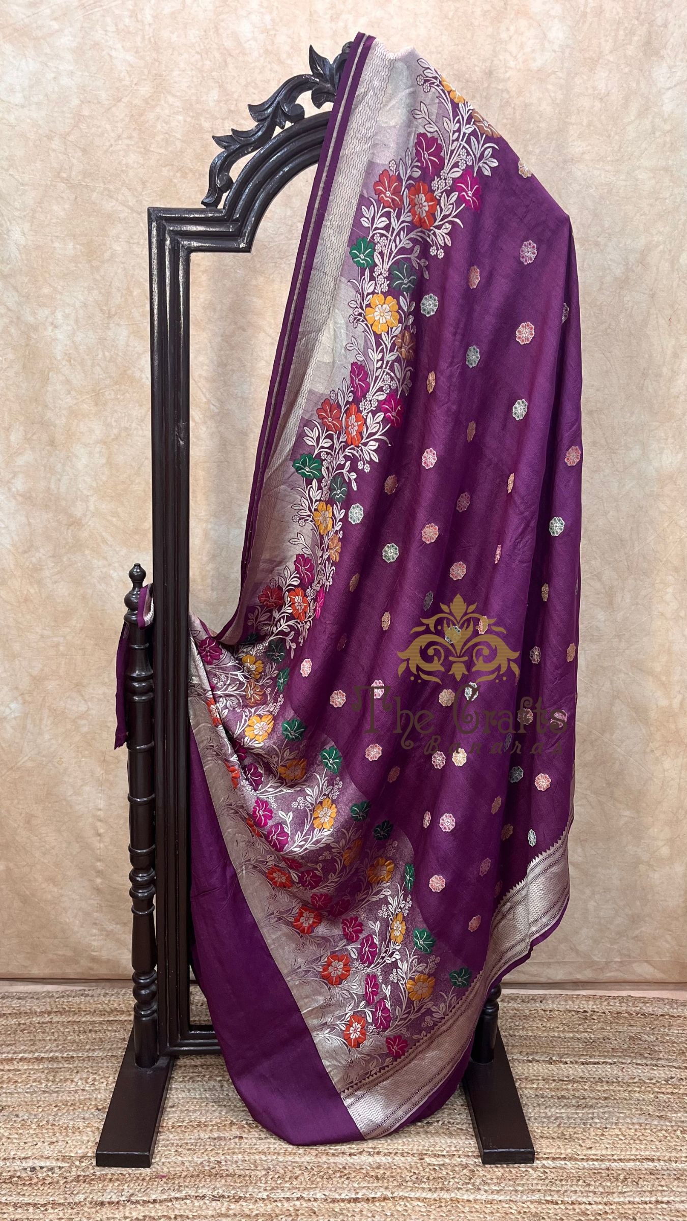 Tussar Georgette Handloom Banarasi Saree - Meenakari