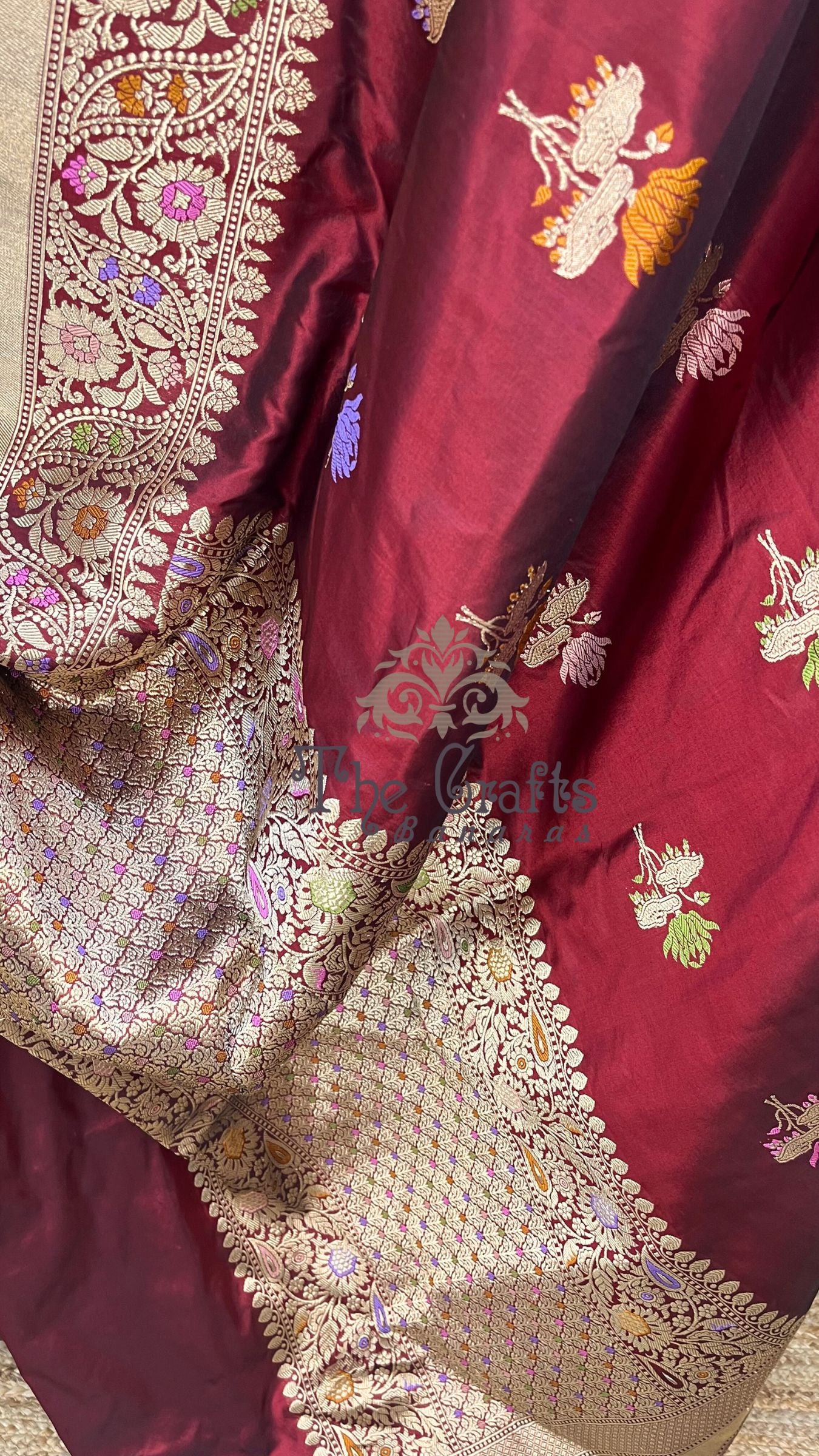 Pure Katan Silk Handloom Banarasi Saree - with meenakari kadhua work