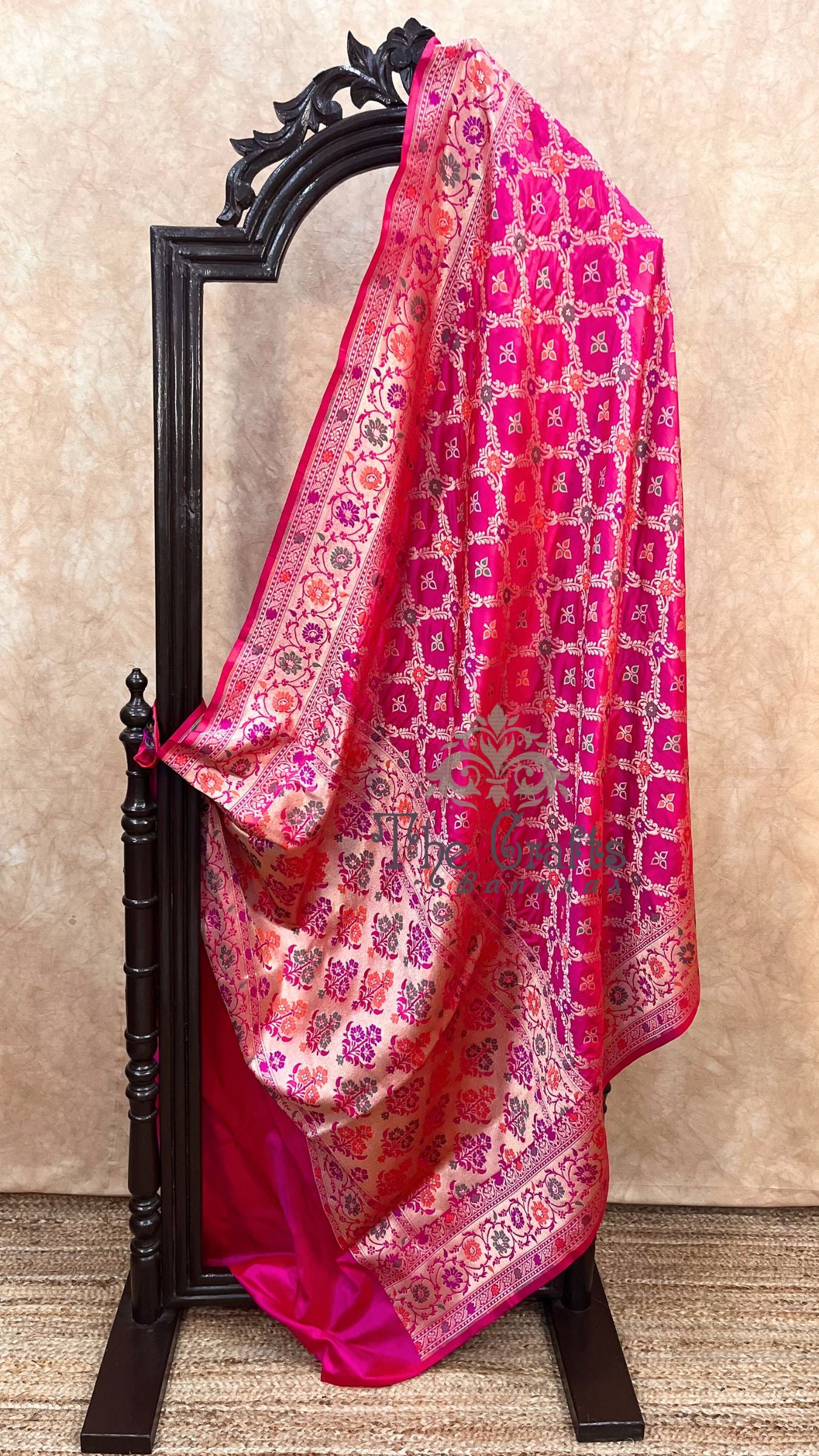 Pure Katan Silk Handloom Banarasi Saree - Jall Work With Meenakari Tilfi