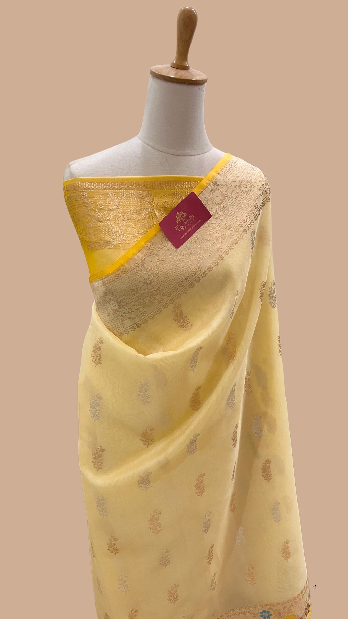 Pure Kora Silk Handloom Banarasi Saree - Kadhua Sona Rupa Bootis with Meenakari Border