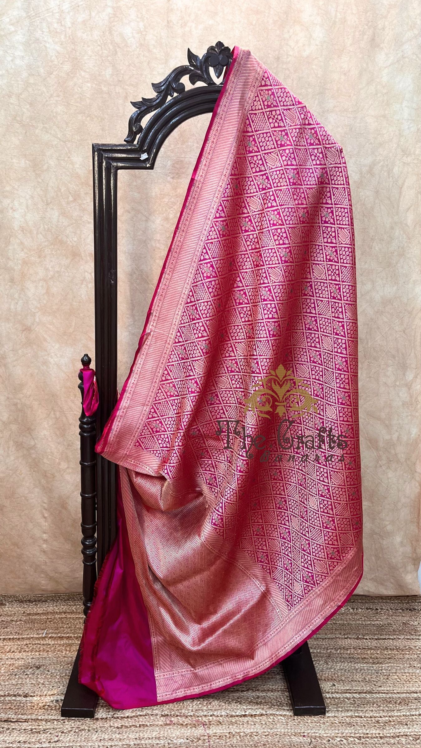 Pure Katan Silk Handloom Banarasi Saree - Tanchui Brocade Meena