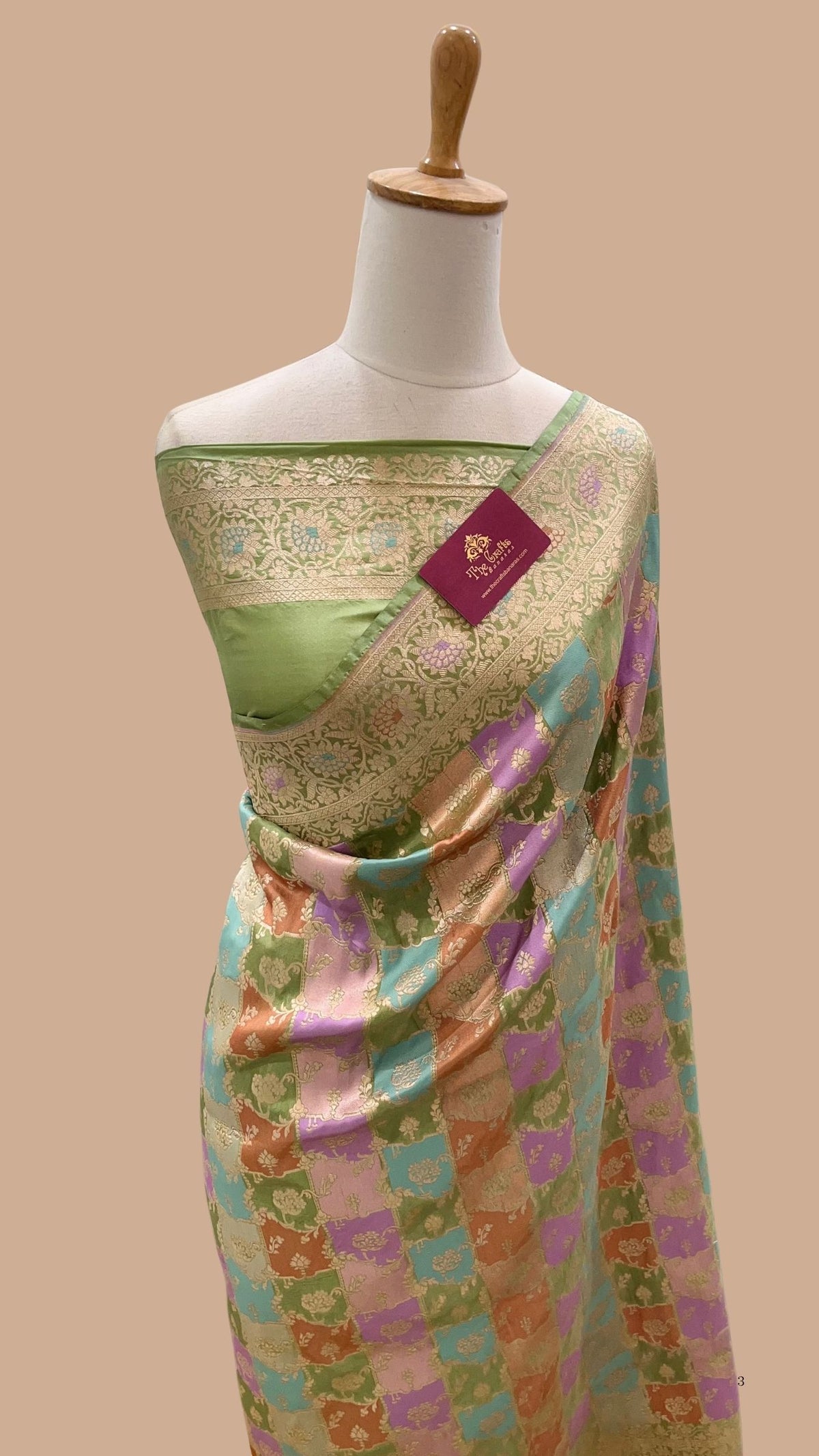 Rangkat Pure Katan Silk Handloom Banarasi Saree - Jaal work with Meenakari