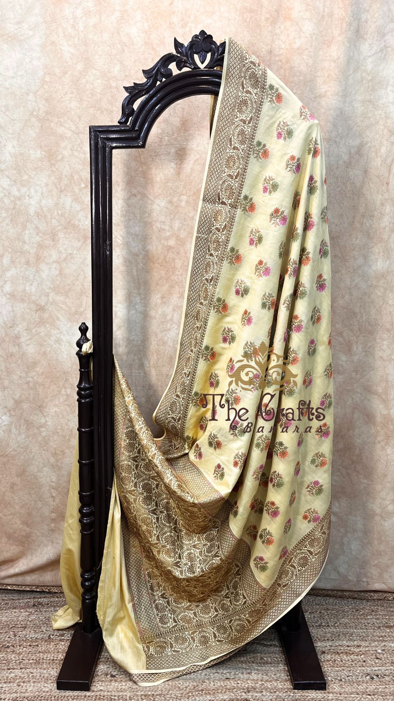 Pure Munga Silk Banarasi Saree