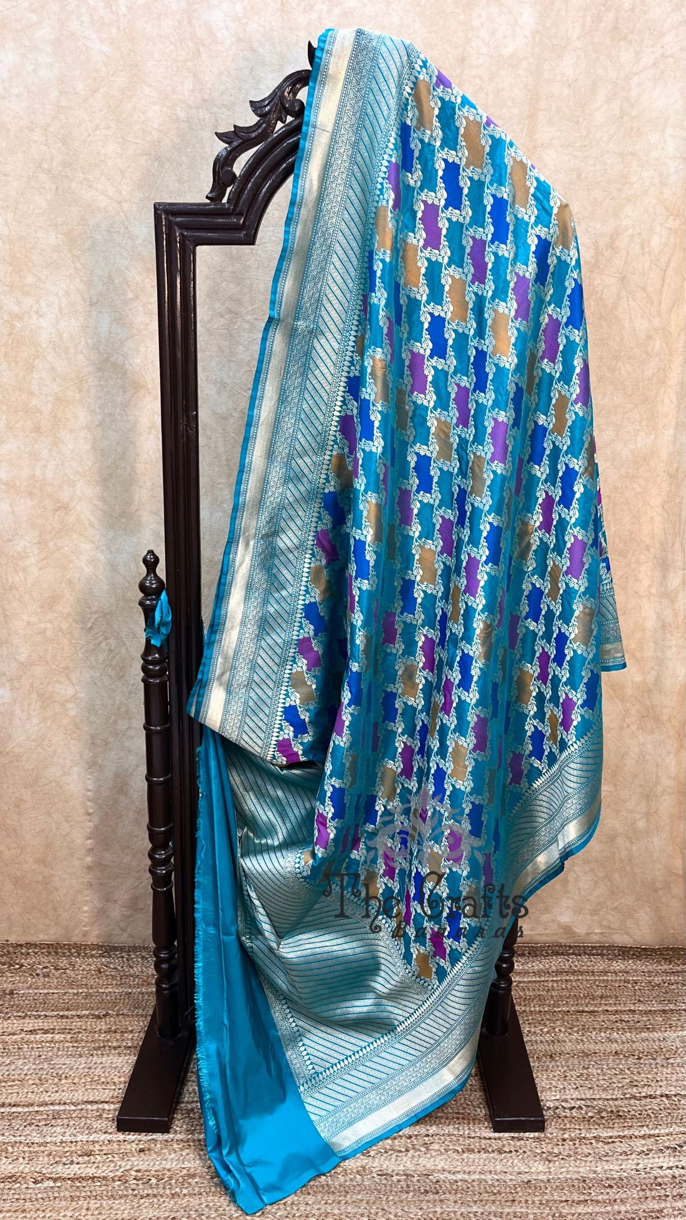 Rangkat Pure Katan Silk Handloom Banarasi Saree - Jaal Work With Meenakari