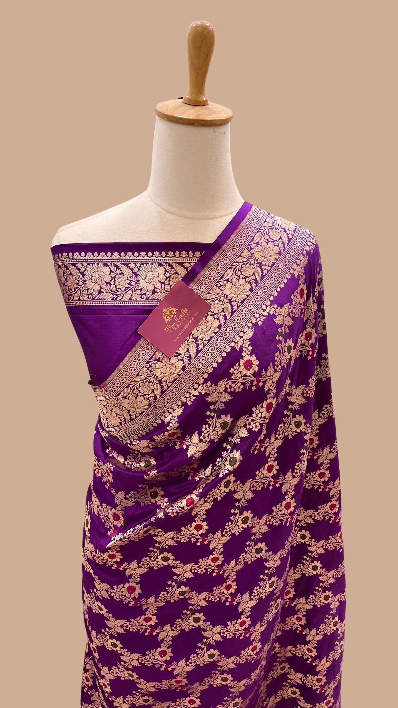 Pure Katan Silk Handloom Banarasi Saree - Jaal With Meenakari