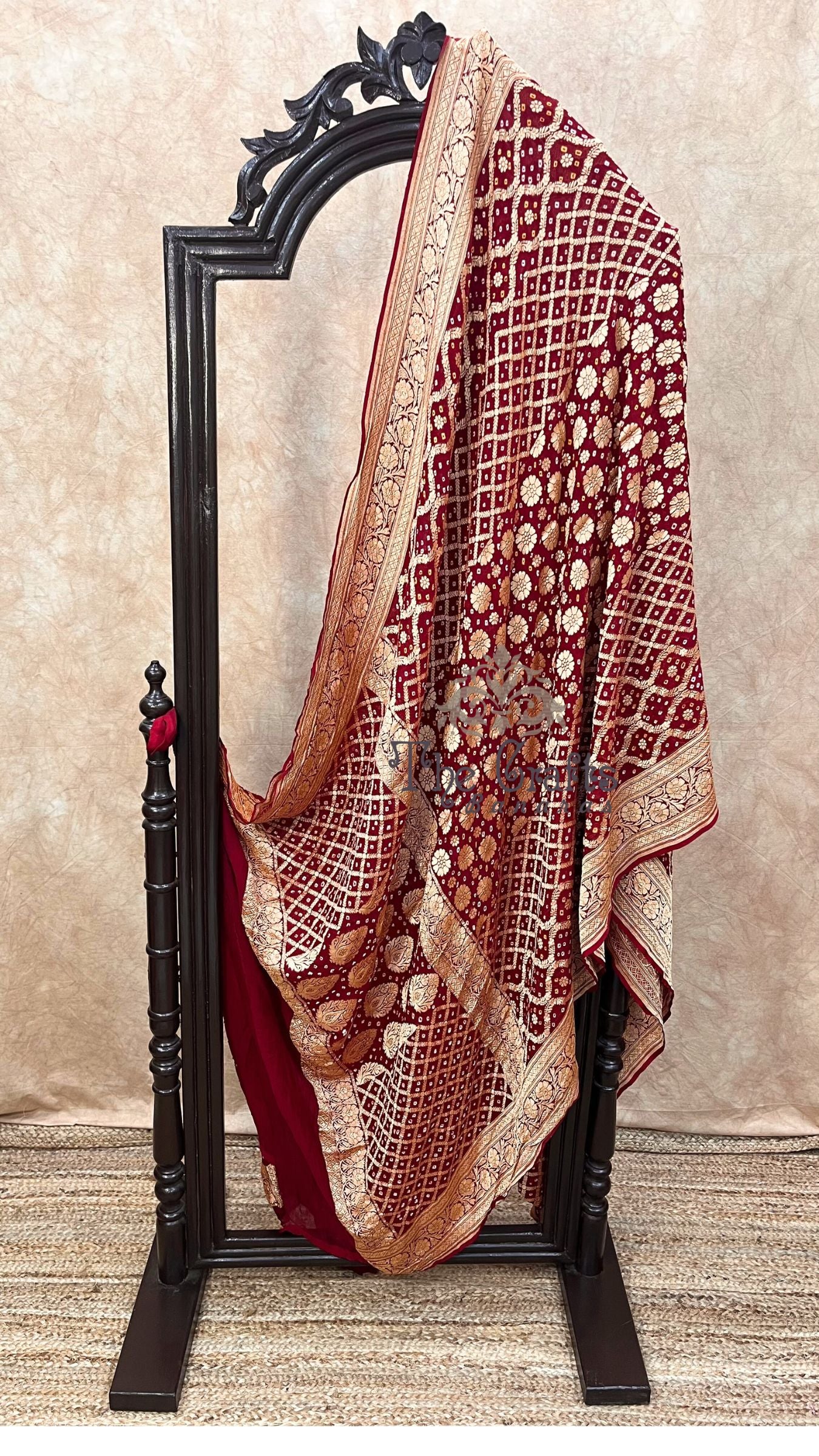 Pure Georgette Banarasi Handloom Bandhej Saree