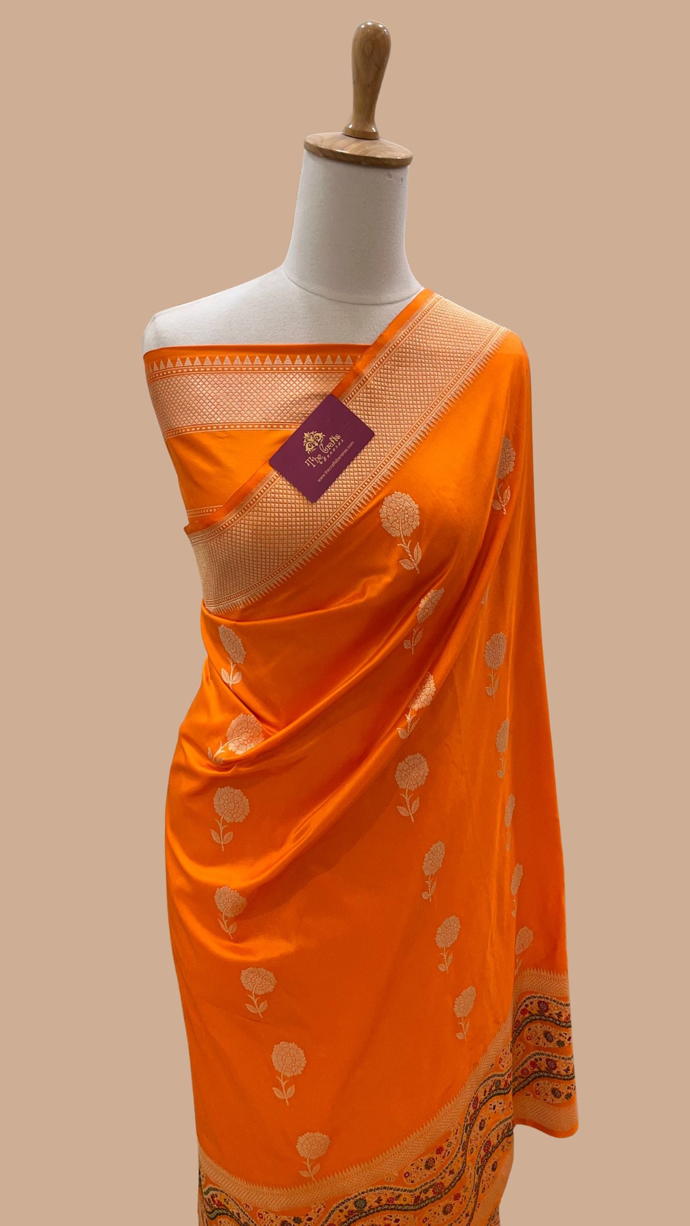 Pure Katan Silk Handloom Banarasi Saree - with Kadhua Meenakari Work