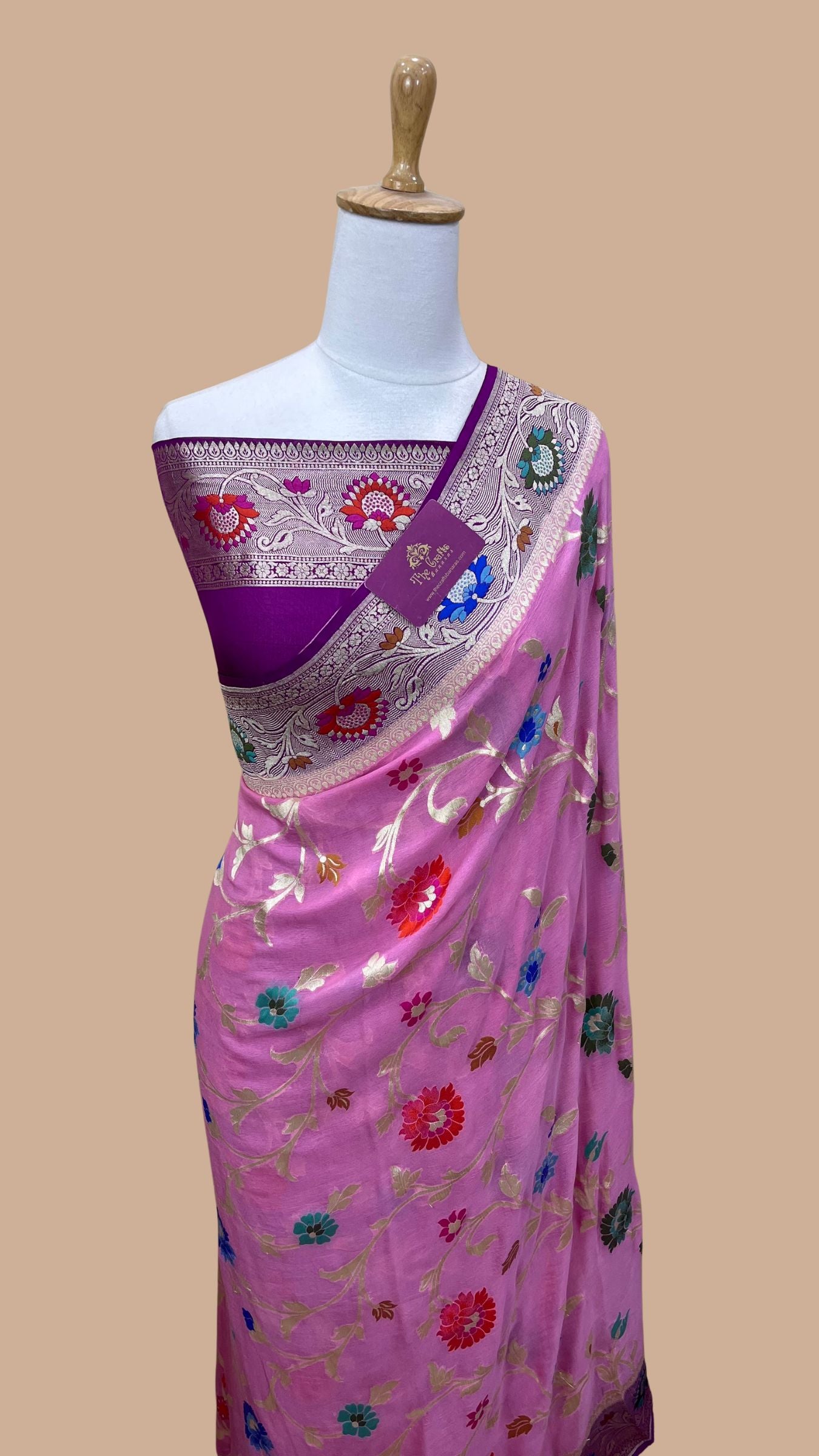 Khaddi Georgette Handloom Banarasi Saree - Jaal with Meenakari
