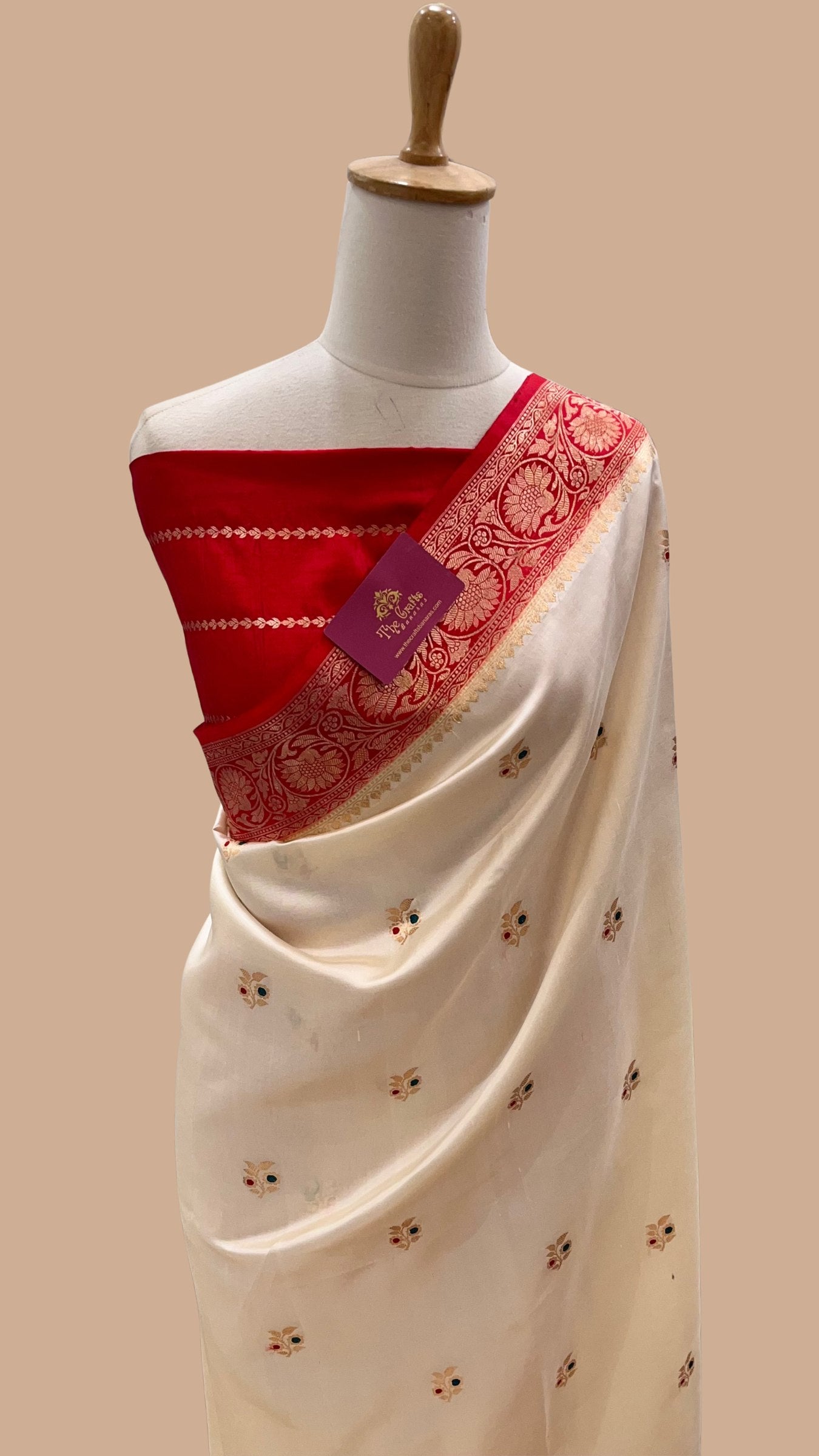 Pure Mango Silk Handloom Banarasi Saree - with kadhua motifs