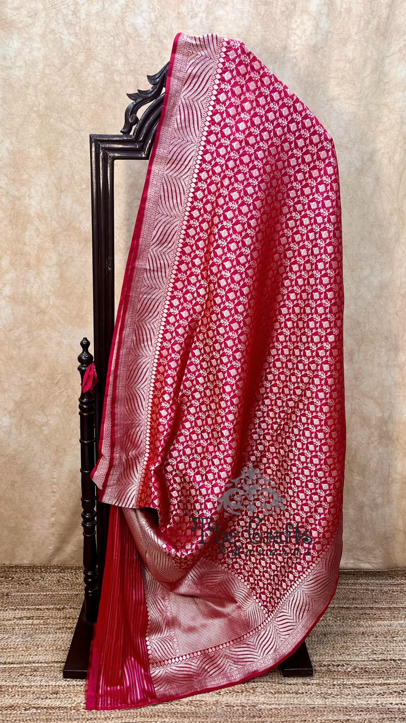 Pure Katan Silk Handloom Banarasi Saree - Jaal work