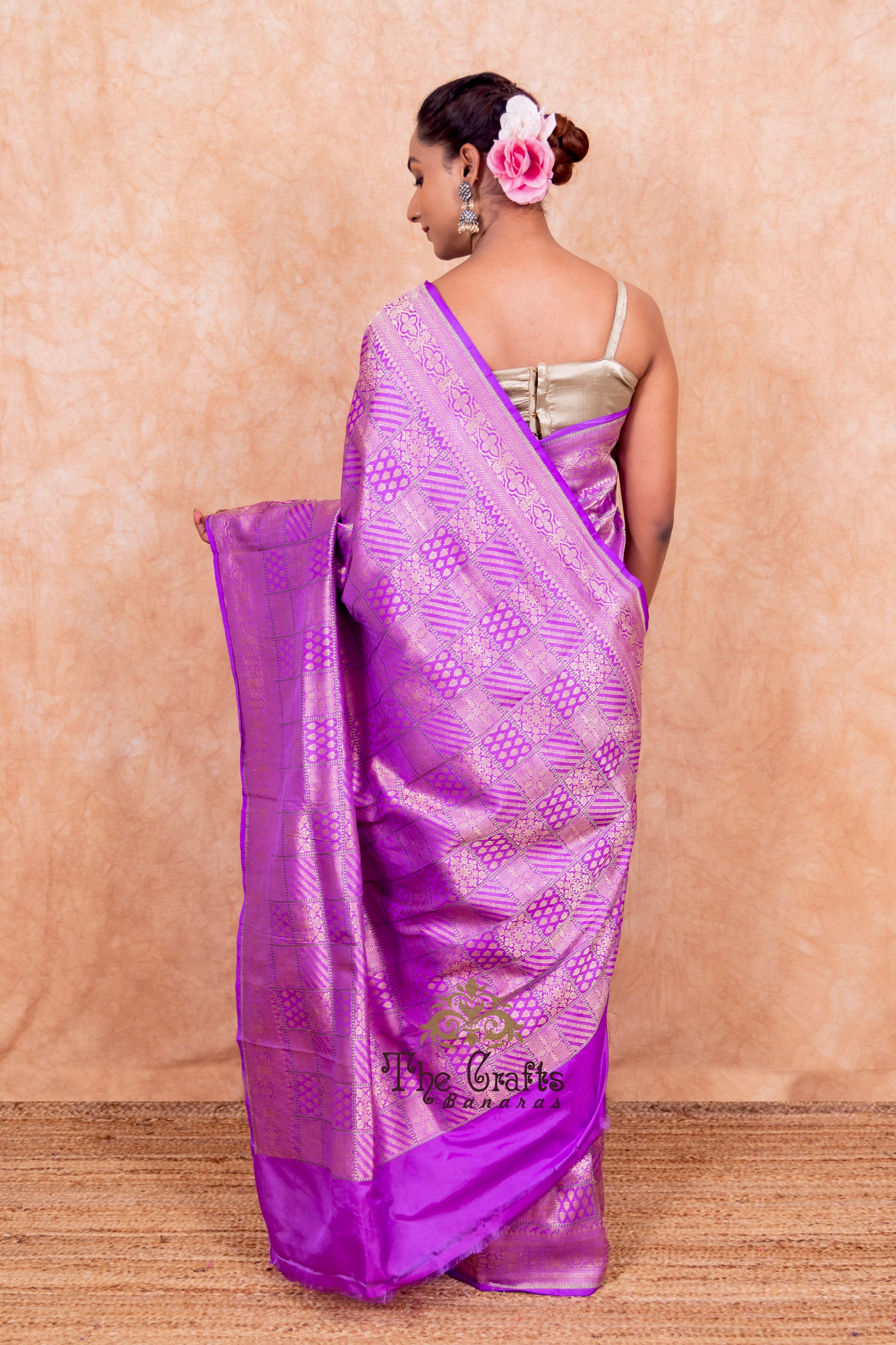 Pure Katan Silk Handloom Banarasi Saree - Tanchui Brocade Meena