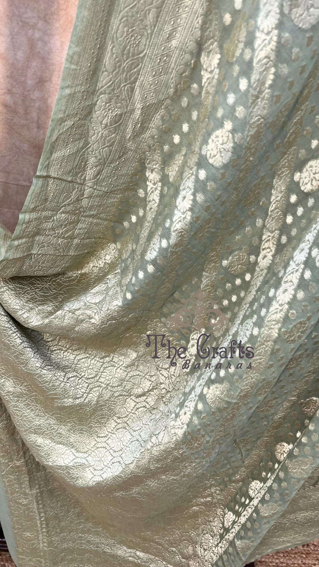 Khaddi Georgette Handloom Banarasi Saree - Water Zari