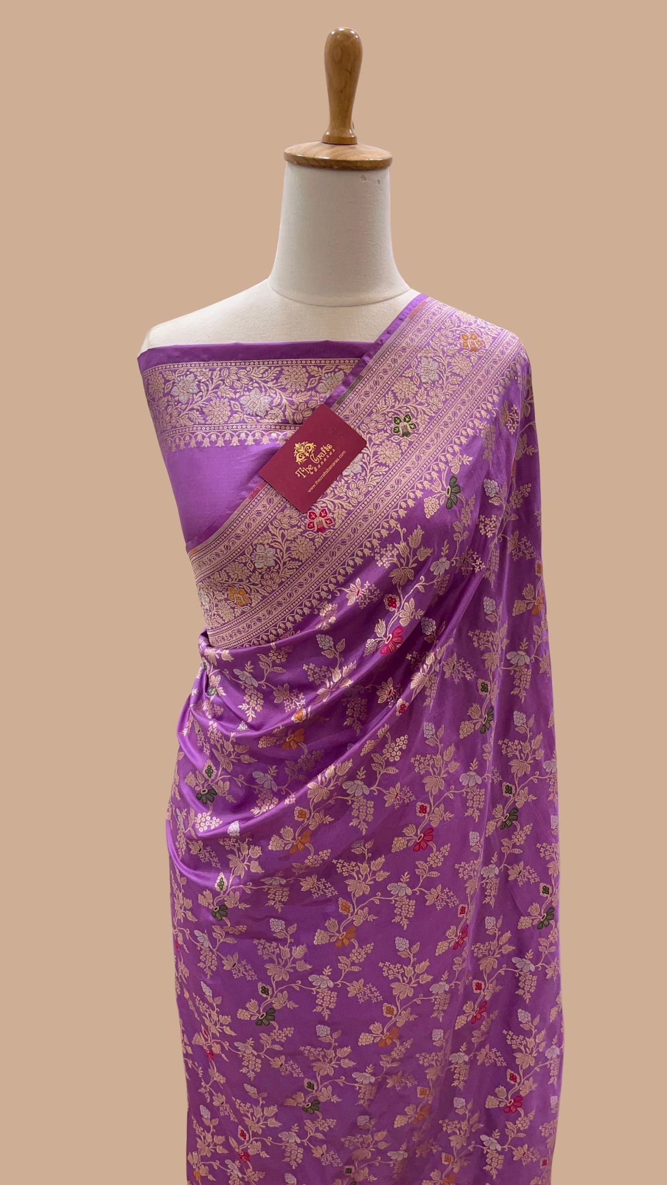 Pure Katan Silk Handloom Banarasi Saree - Jaal Work With Meenakari