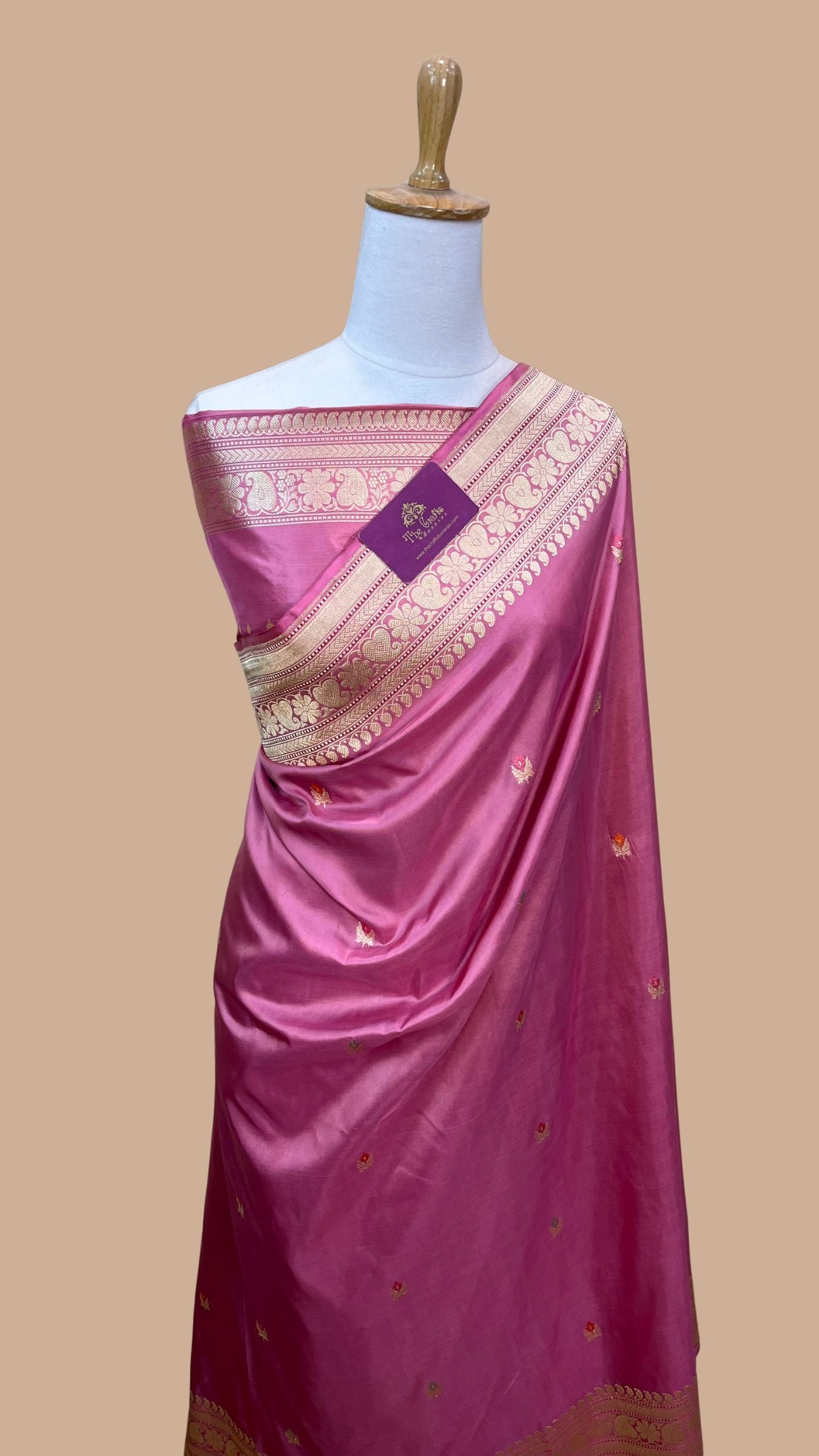 Pure Katan Silk Handloom Banarasi Saree - with kadhua zari work