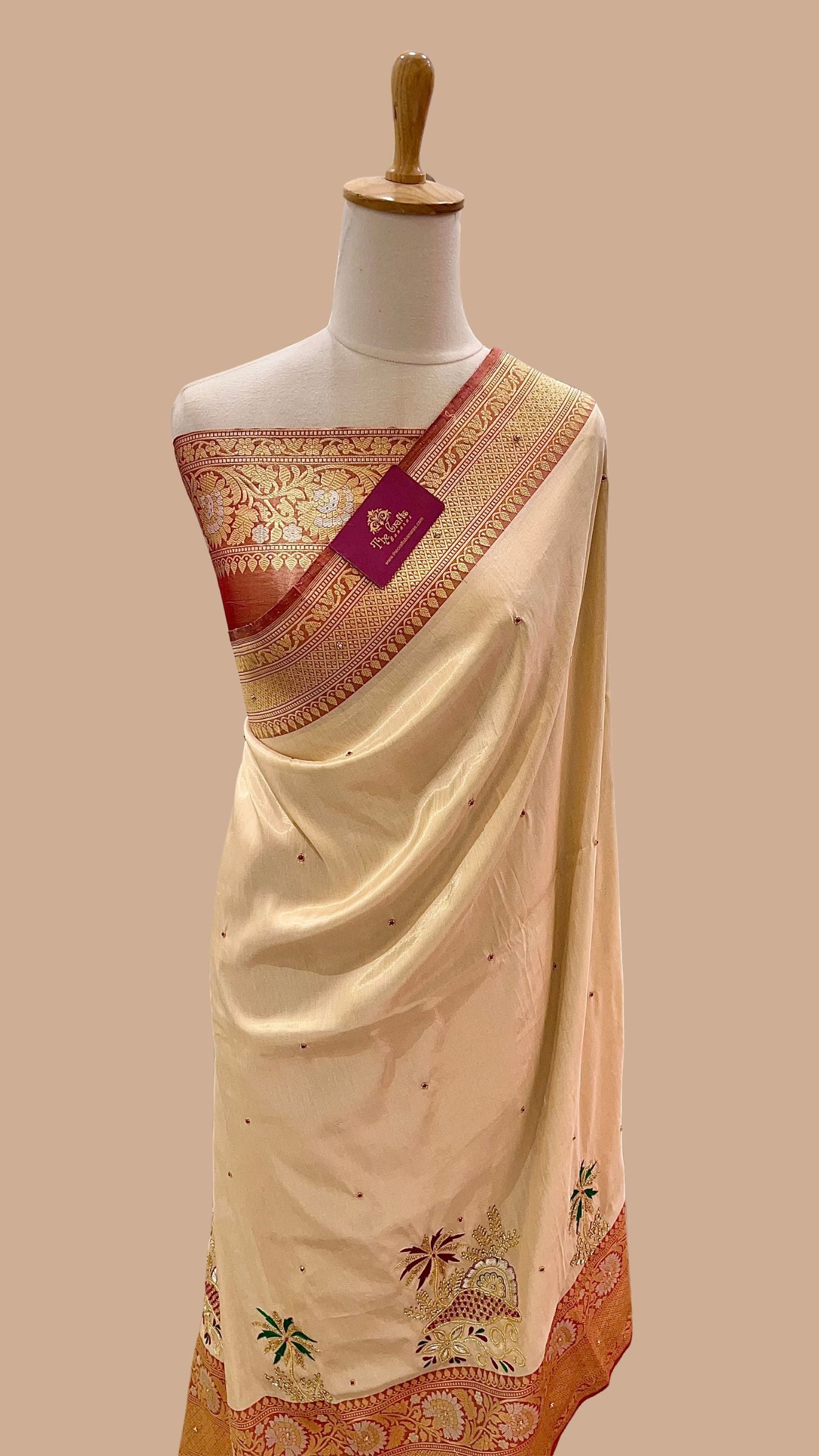 Pure Tissue Silk Handloom Banarasi Saree - Katan Sona Rupa Border with Zardozi Meena Cut Dana work