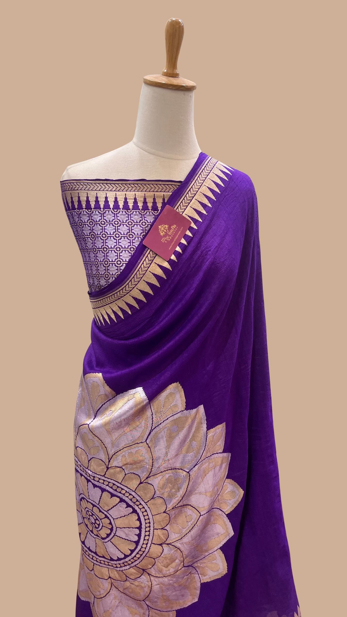 Tussar Georgette Handloom Banarasi Saree - All over Sona Rupa Motifs