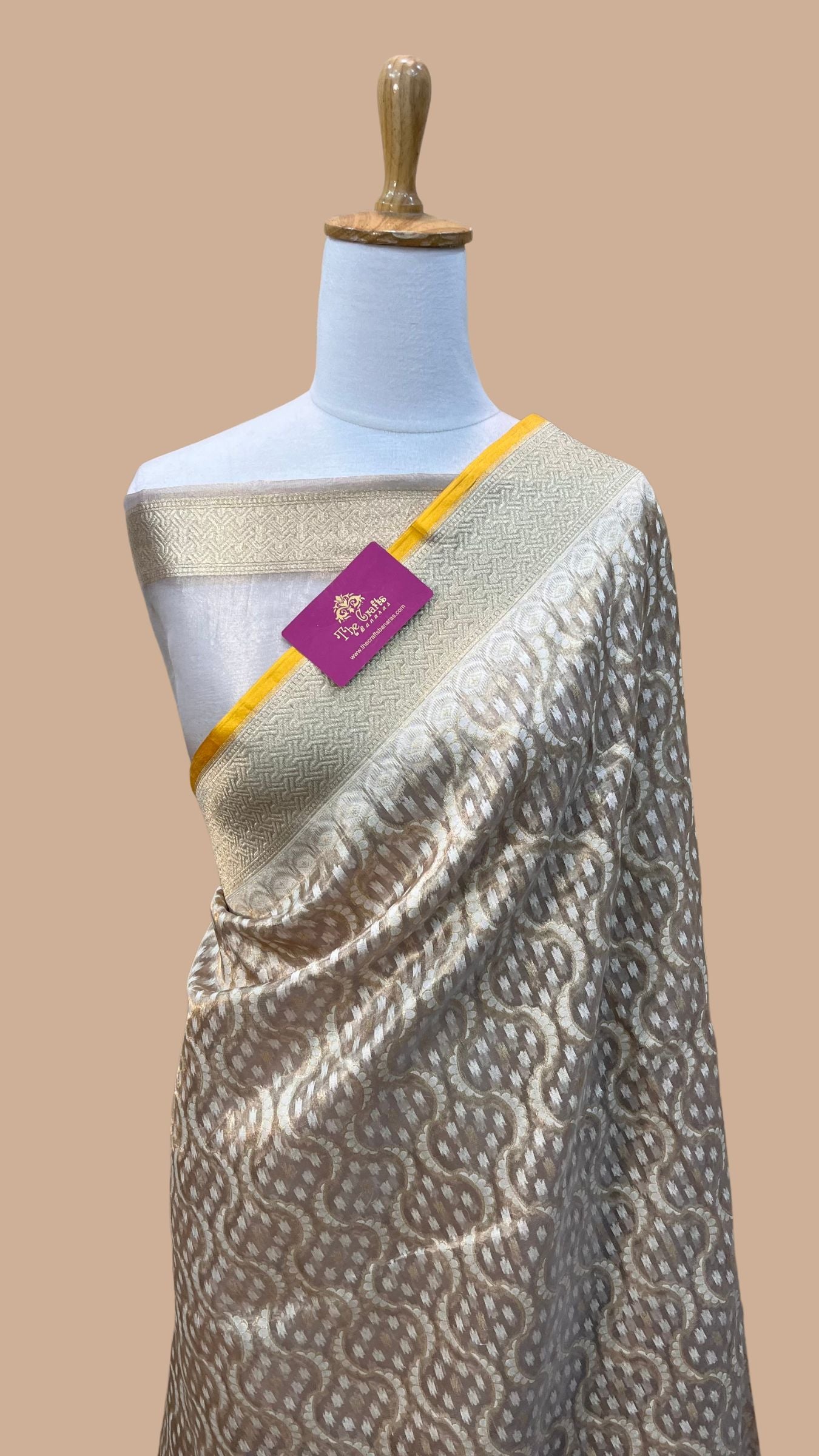 Pure Tissue Silk Handloom Banarasi Saree - Reshmi Zari