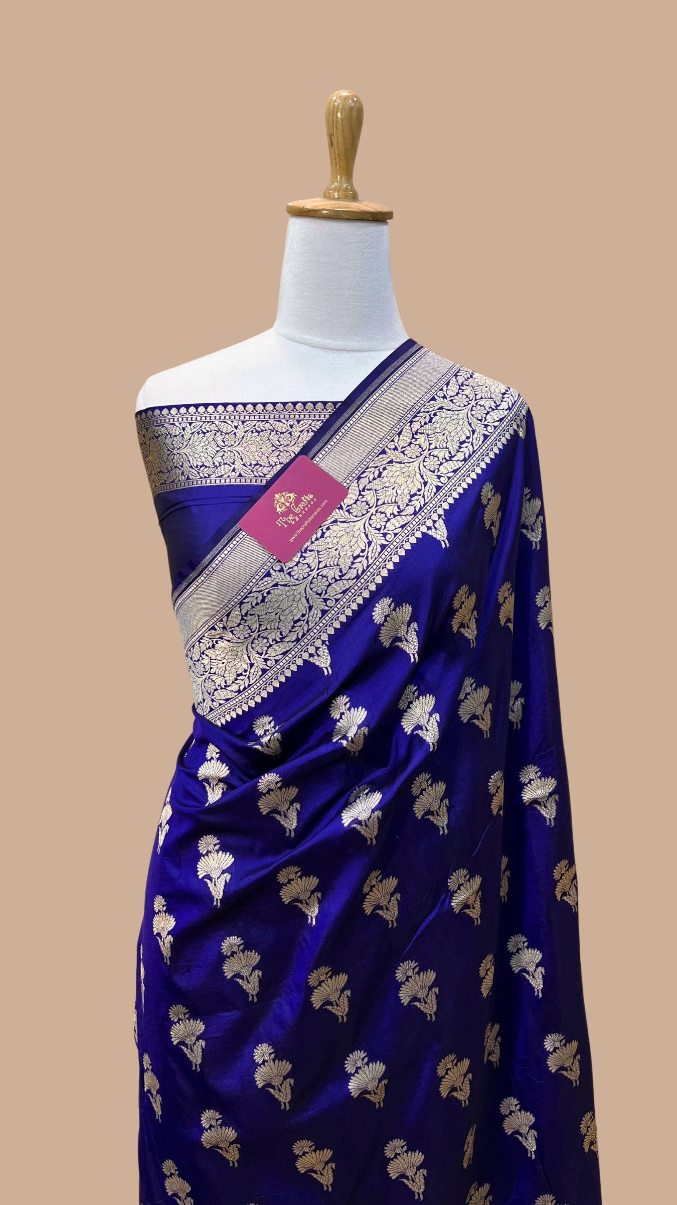 Pure Katan Silk Handloom Banarasi Saree - Jaal work