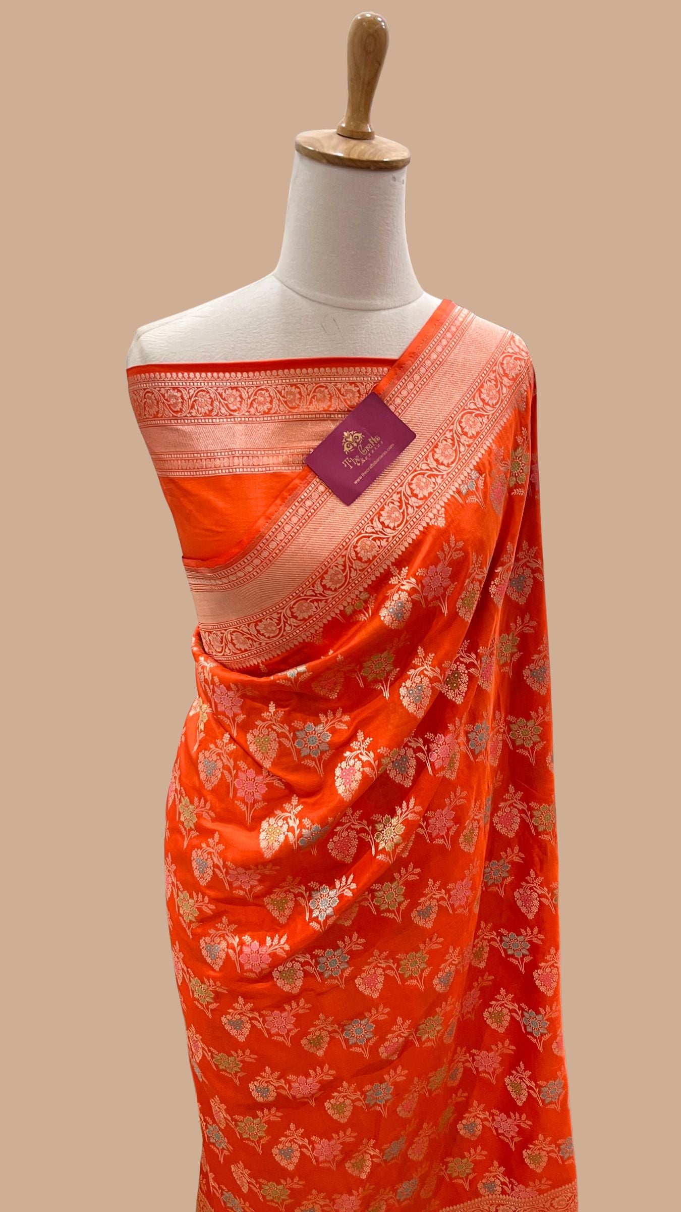 Pure Katan Silk Handloom Banarasi Saree - Jaal Work with Meenakari