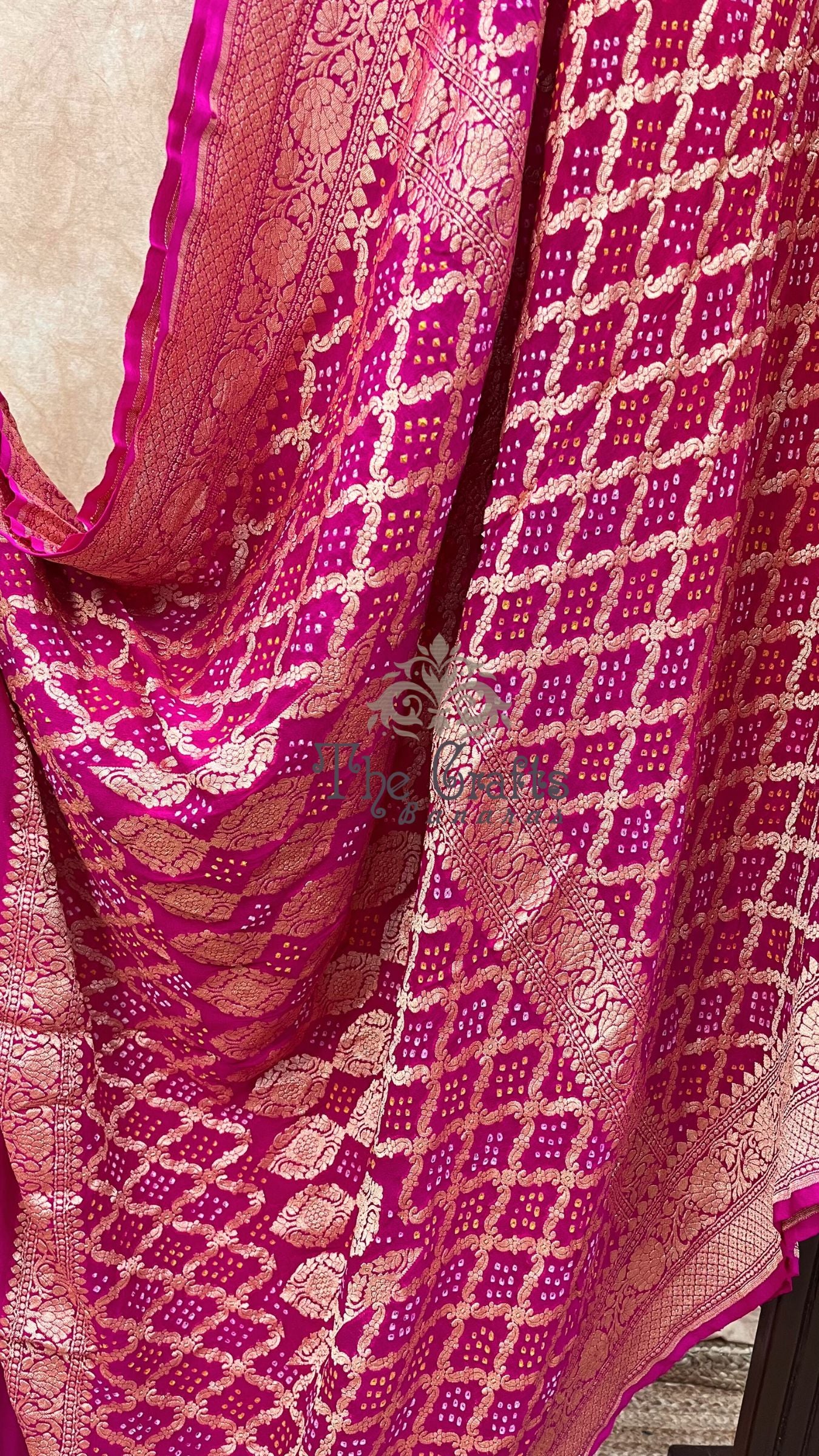 Pure Georgette Banarasi Handloom Bandhej Saree