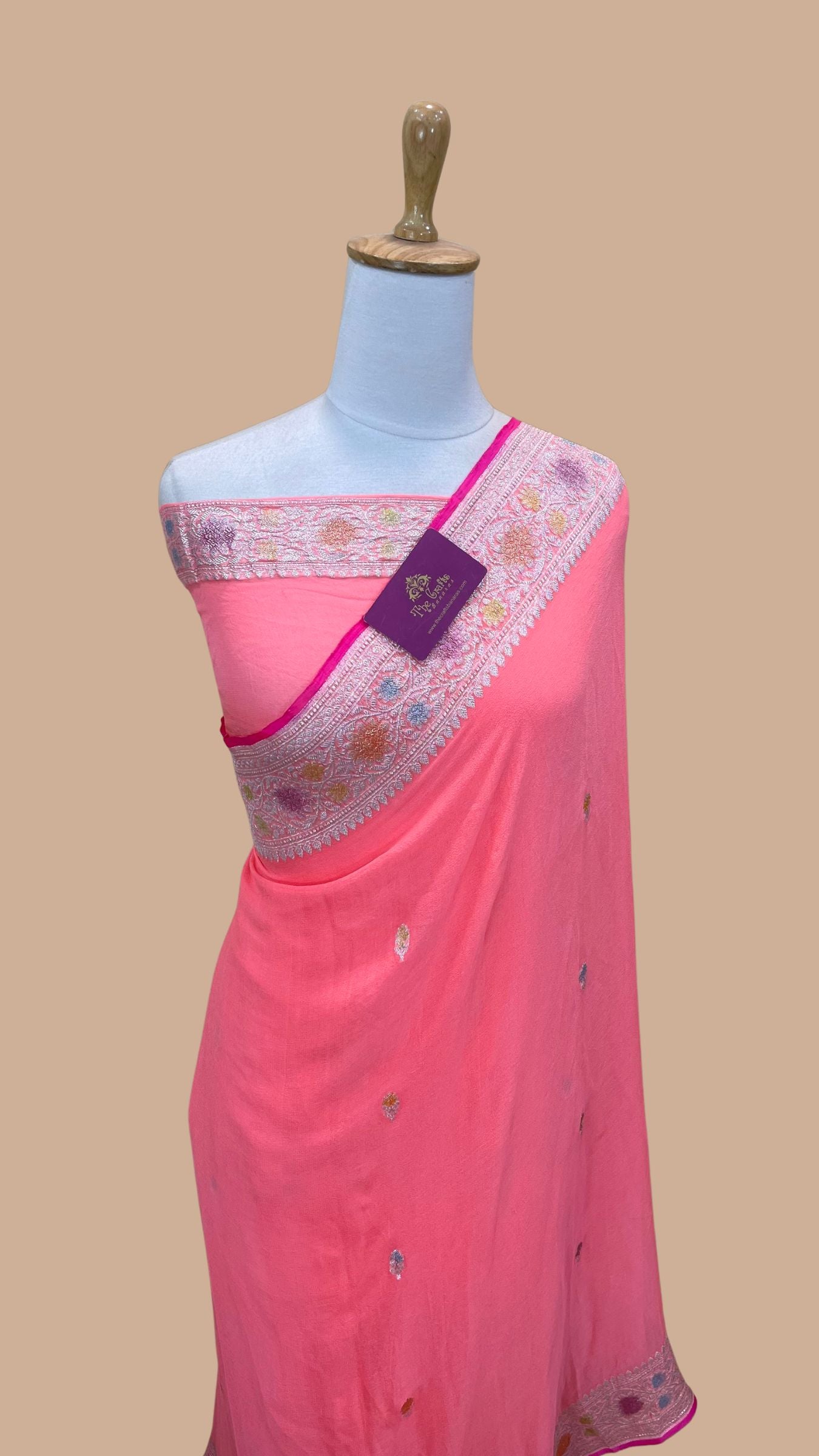 Pure Georgette Handloom Banarasi Saree - Silver Zari