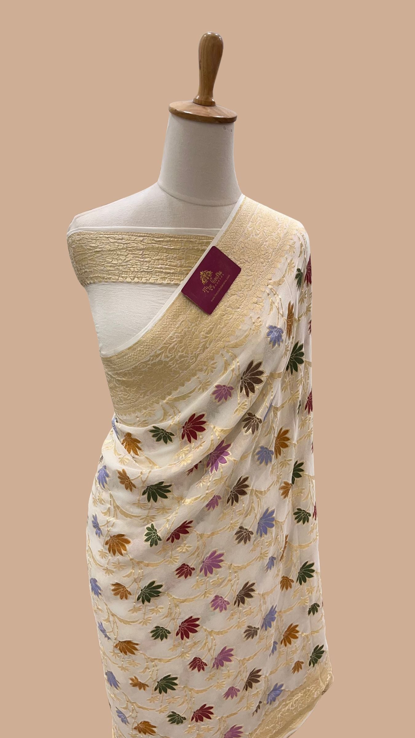 Khaddi Georgette Handloom Banarasi Saree - Jaal with Meenakari