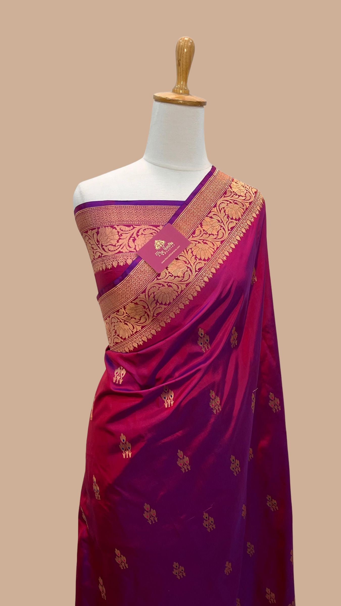 Pure Katan Silk Handloom Banarasi Saree - Kadhua Buti