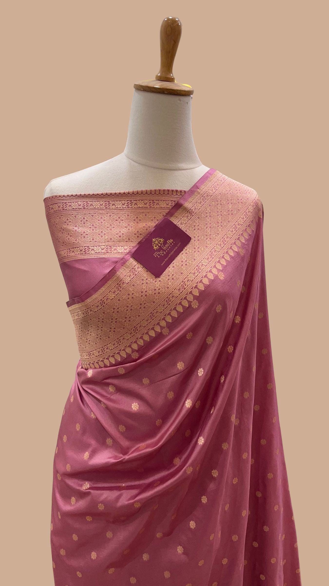Pure Katan Silk Handloom Banarasi Saree - Chunri Buti