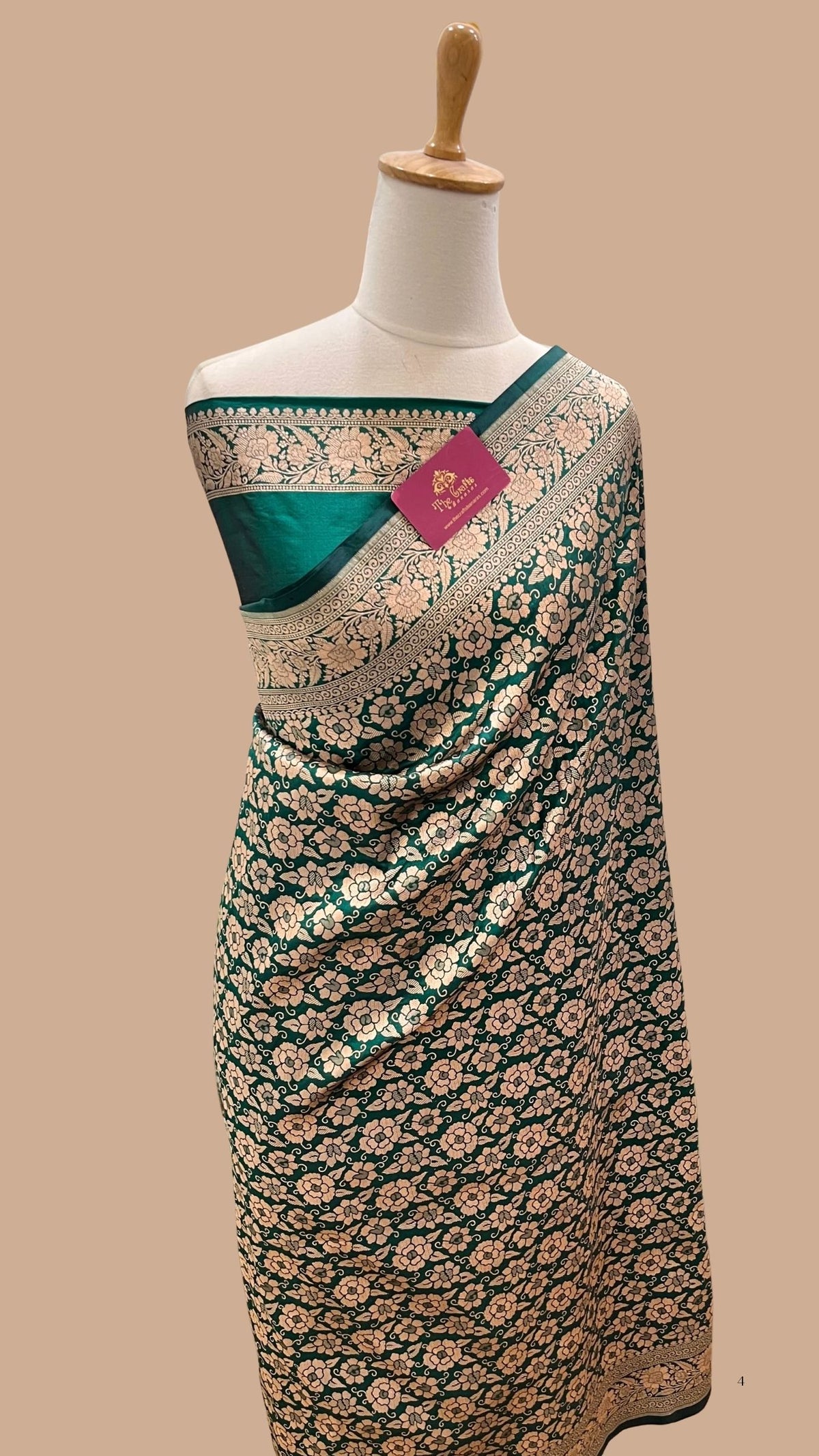 Pure Katan Silk Handloom Banarasi Saree - Jaal work