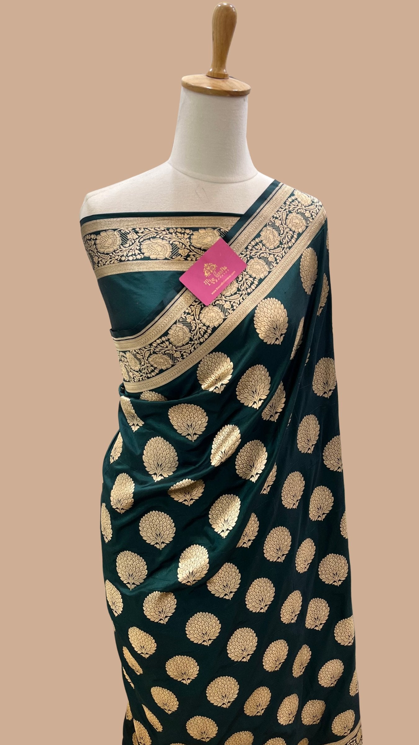 Pure Katan Silk Handloom Banarasi Saree - Buta weave