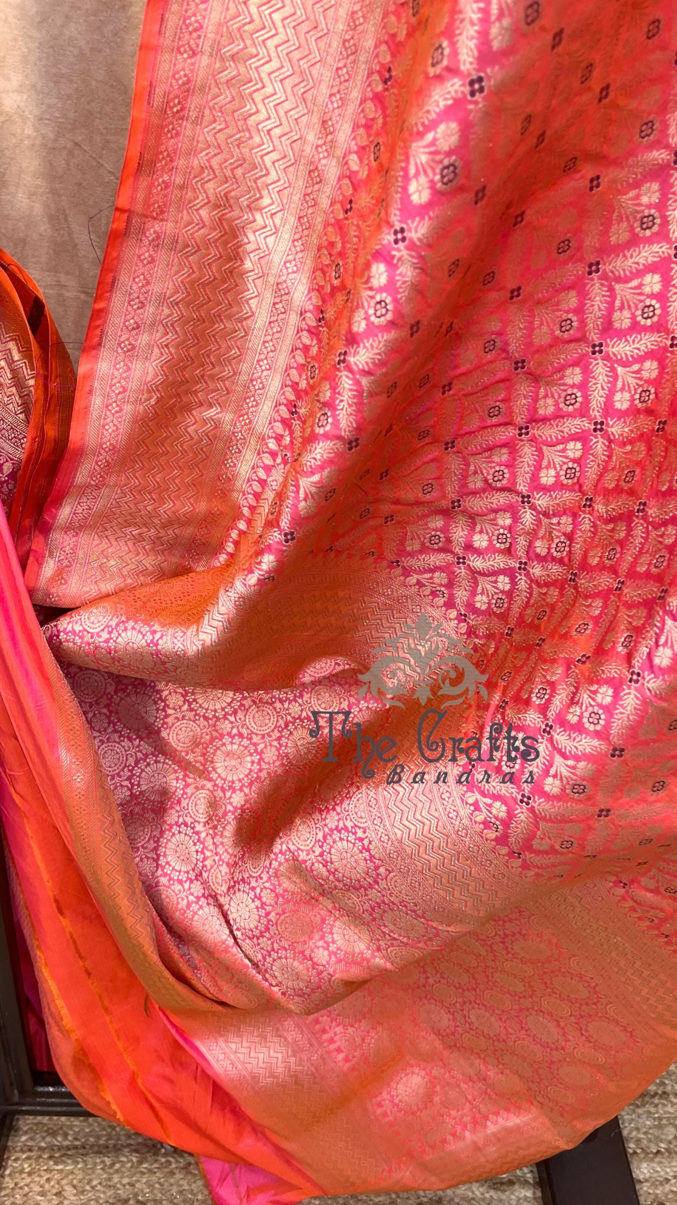 Pure Katan Silk Handloom Banarasi Saree - Tanchui Brocade Meena