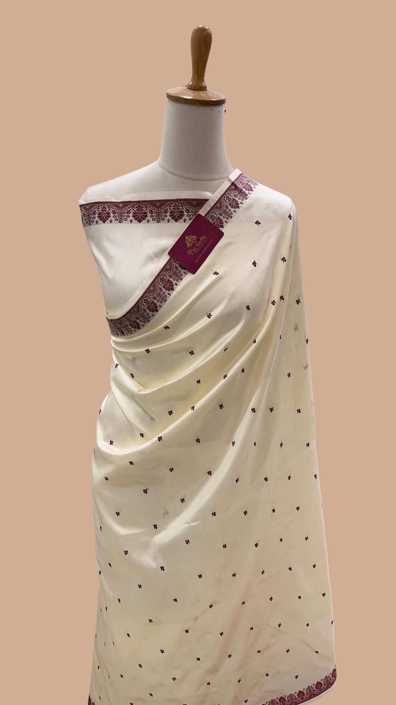 Pure Katan Silk Handloom Banarasi Saree - Resham Chunri Buti
