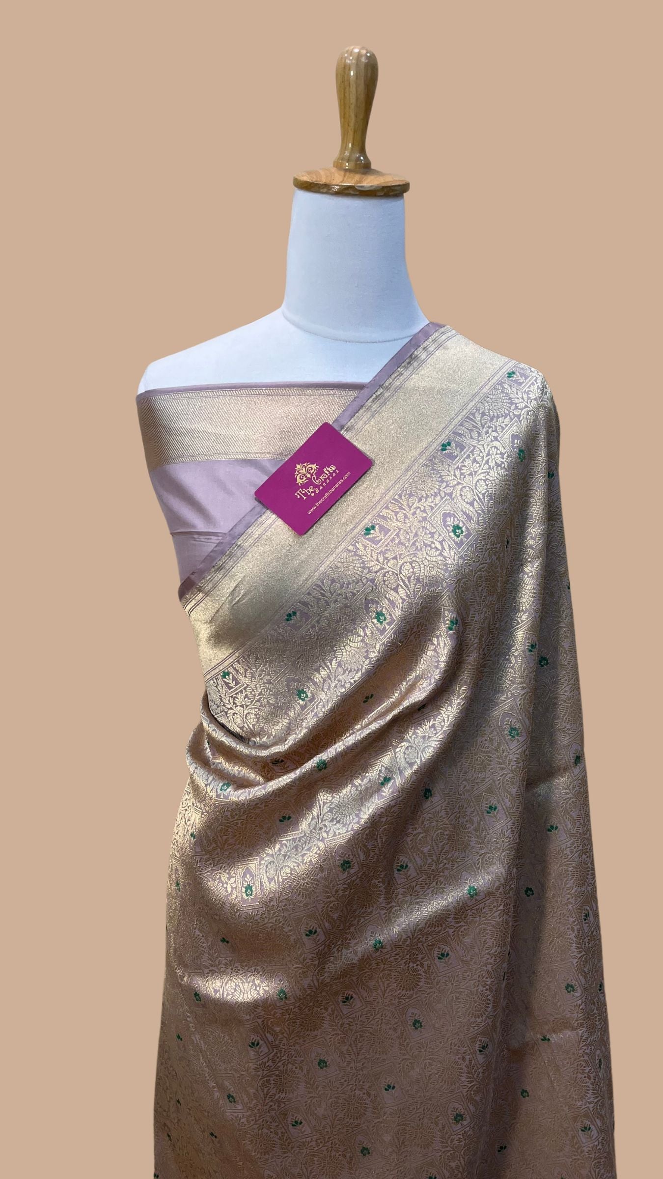 Pure Katan Silk Handloom Banarasi Saree - Tanchui Brocade Meena