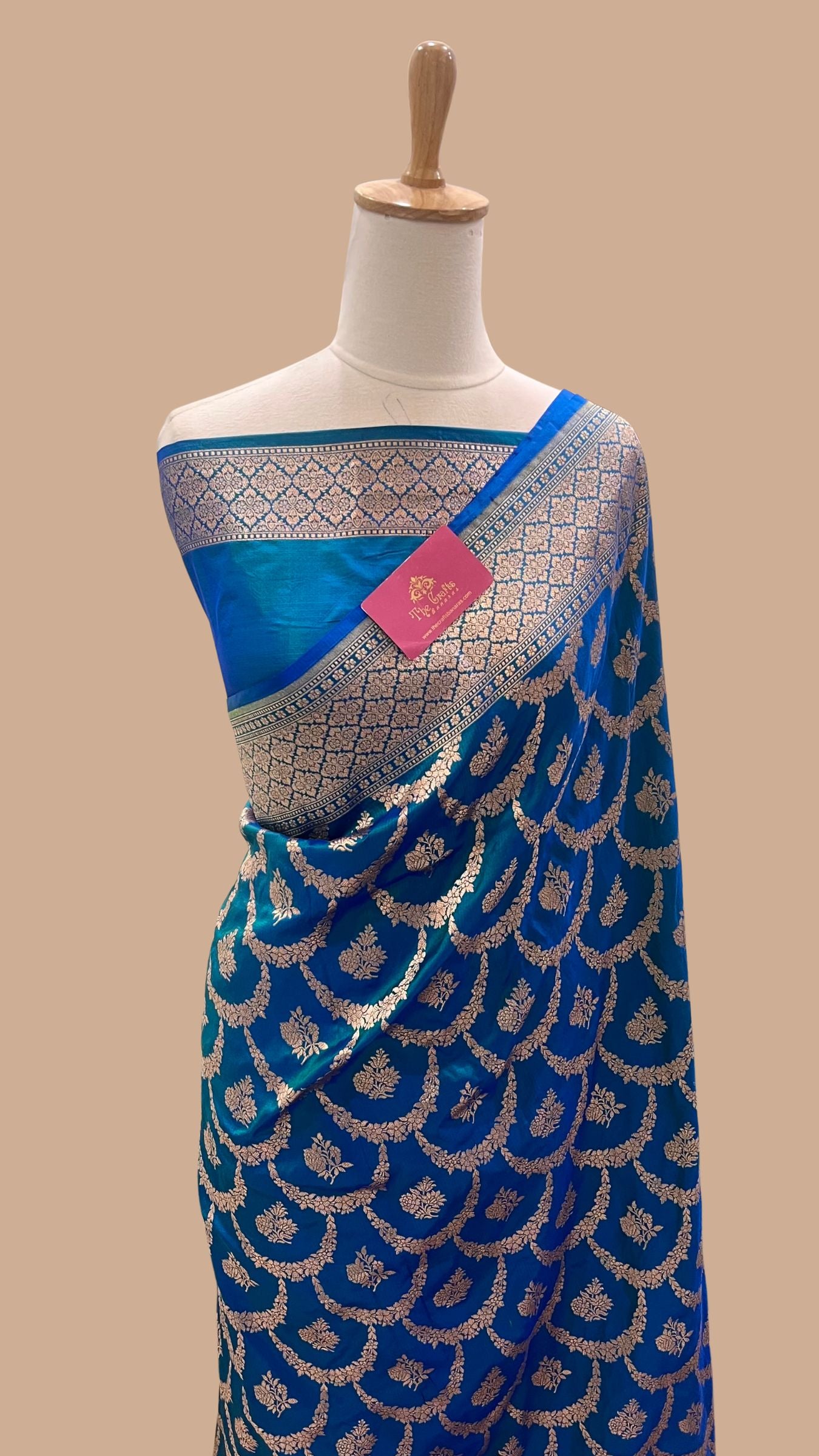 Pure Katan Silk Handloom Banarasi Saree - Jaal work