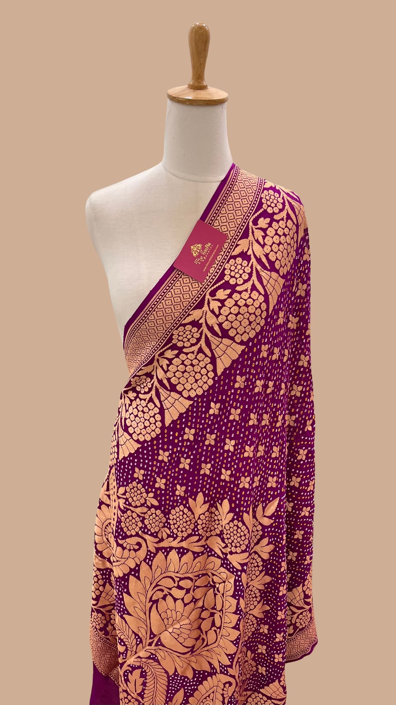 Khaddi Georgette Banarasi Handloom Bandhej Dupatta